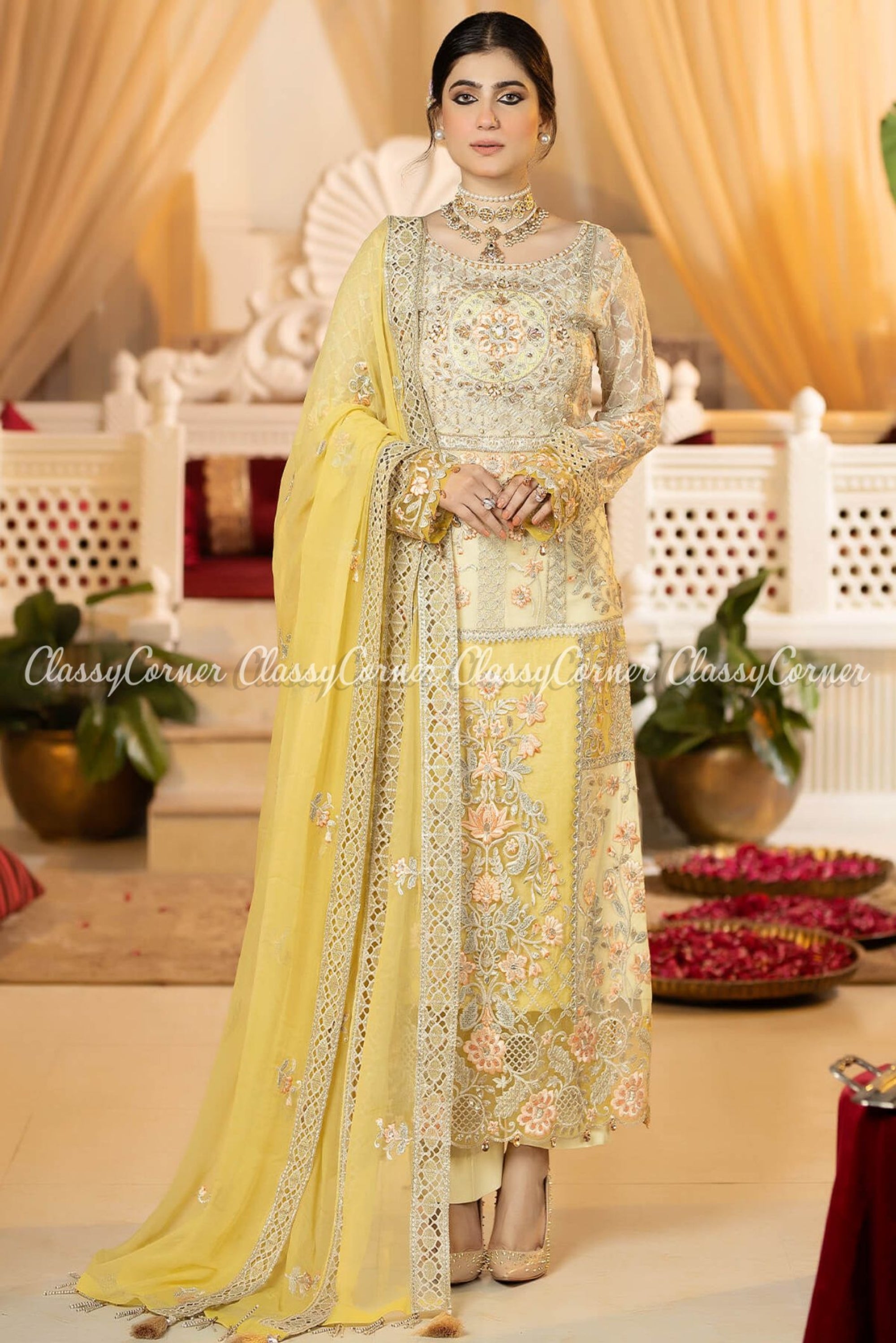 wedding guest outfits pakistani