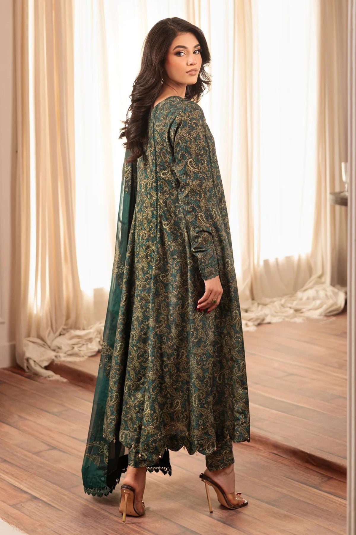 Pakistani Guest Formal Outfits