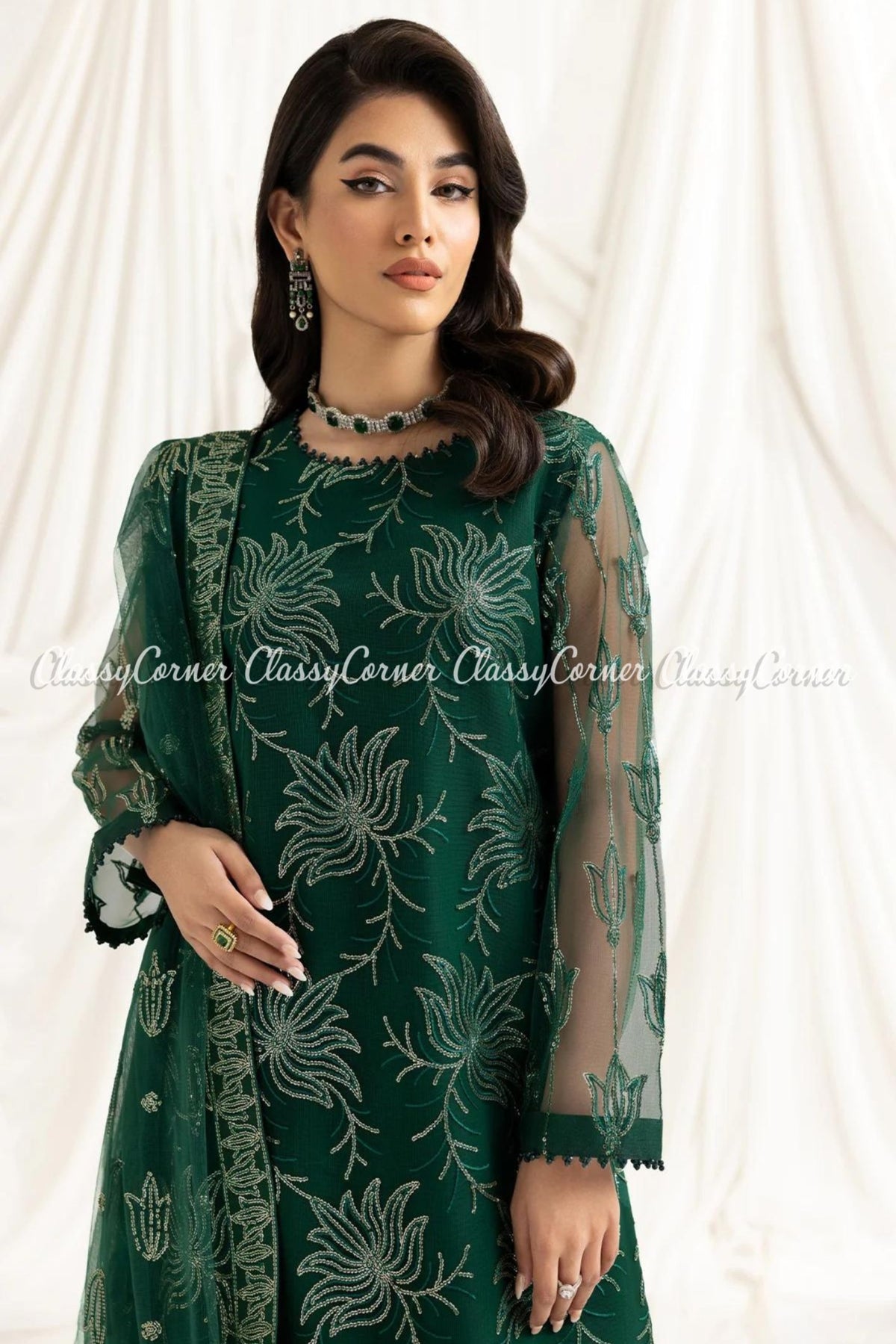 wedding guest outfits for women indian