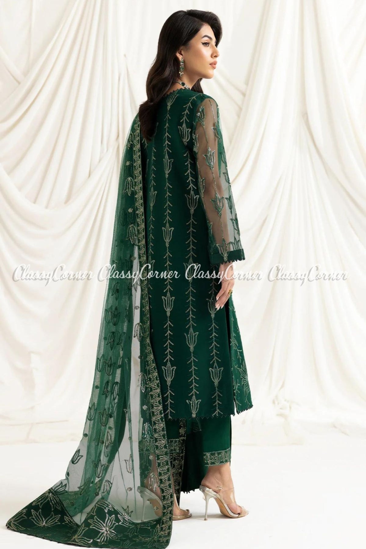 wedding guest outfits for women indian