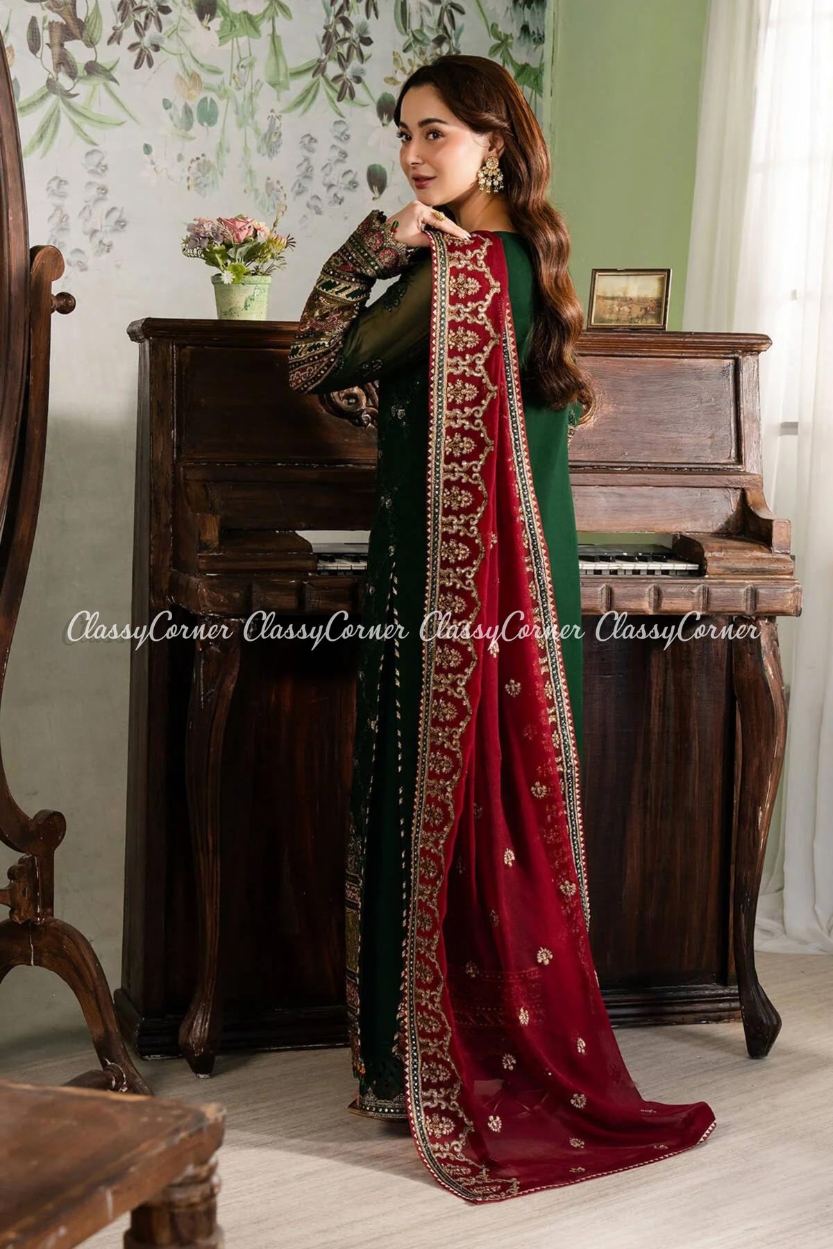 wedding guest outfits pakistani | Mehndi wear outfits