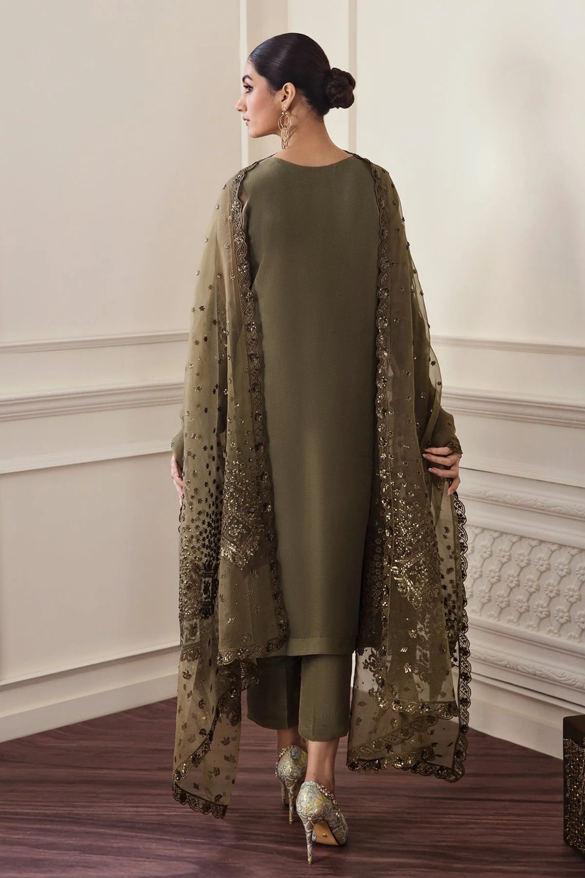 Pakistani Party Wear Chiffon Suit in UK