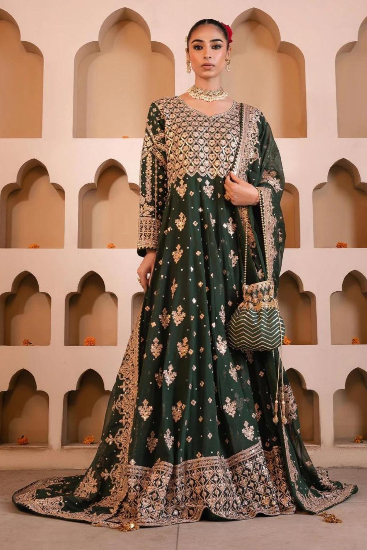 Pakistani Wedding Wear Gown Outfits