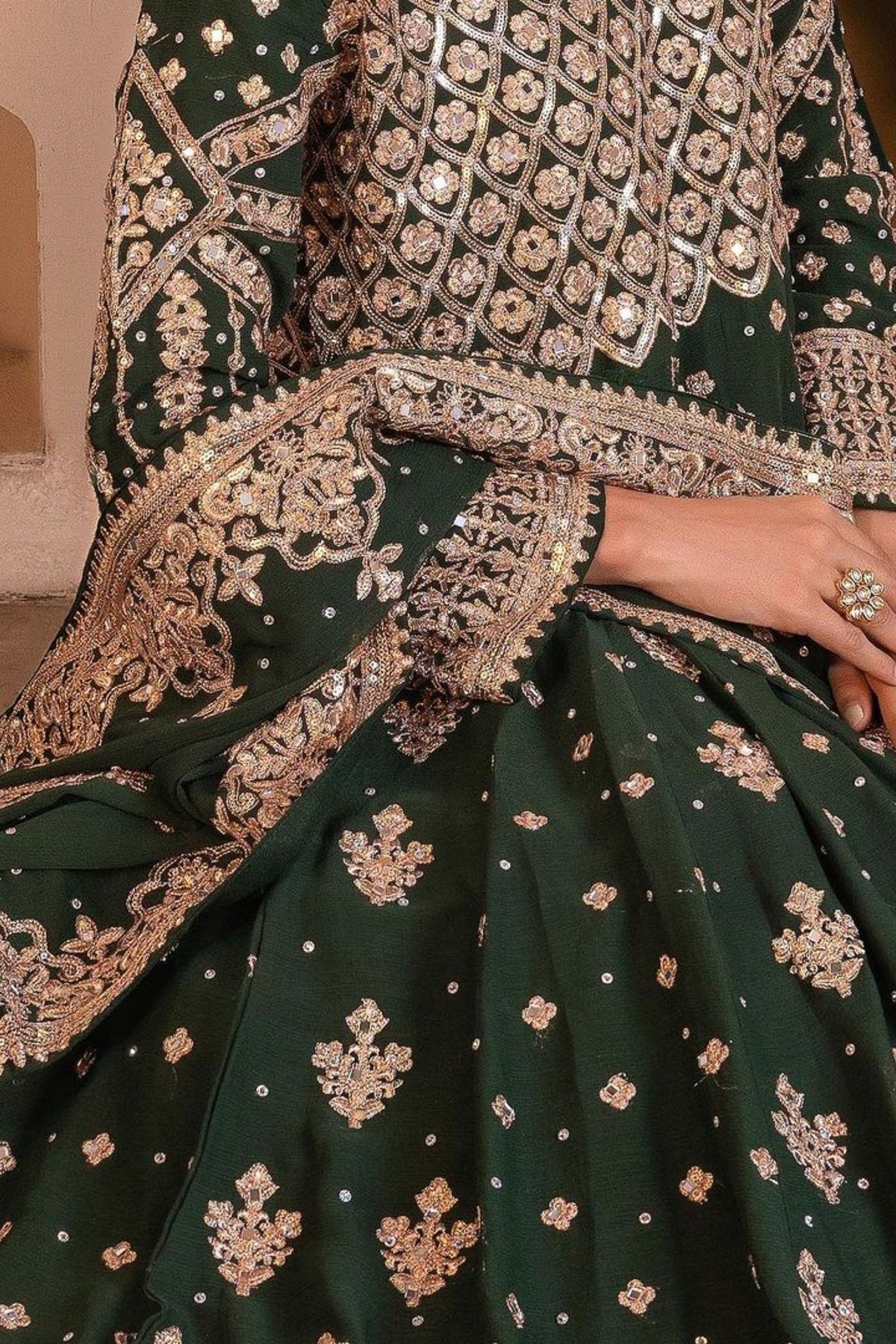 Pakistani Wedding Wear Gown Outfits