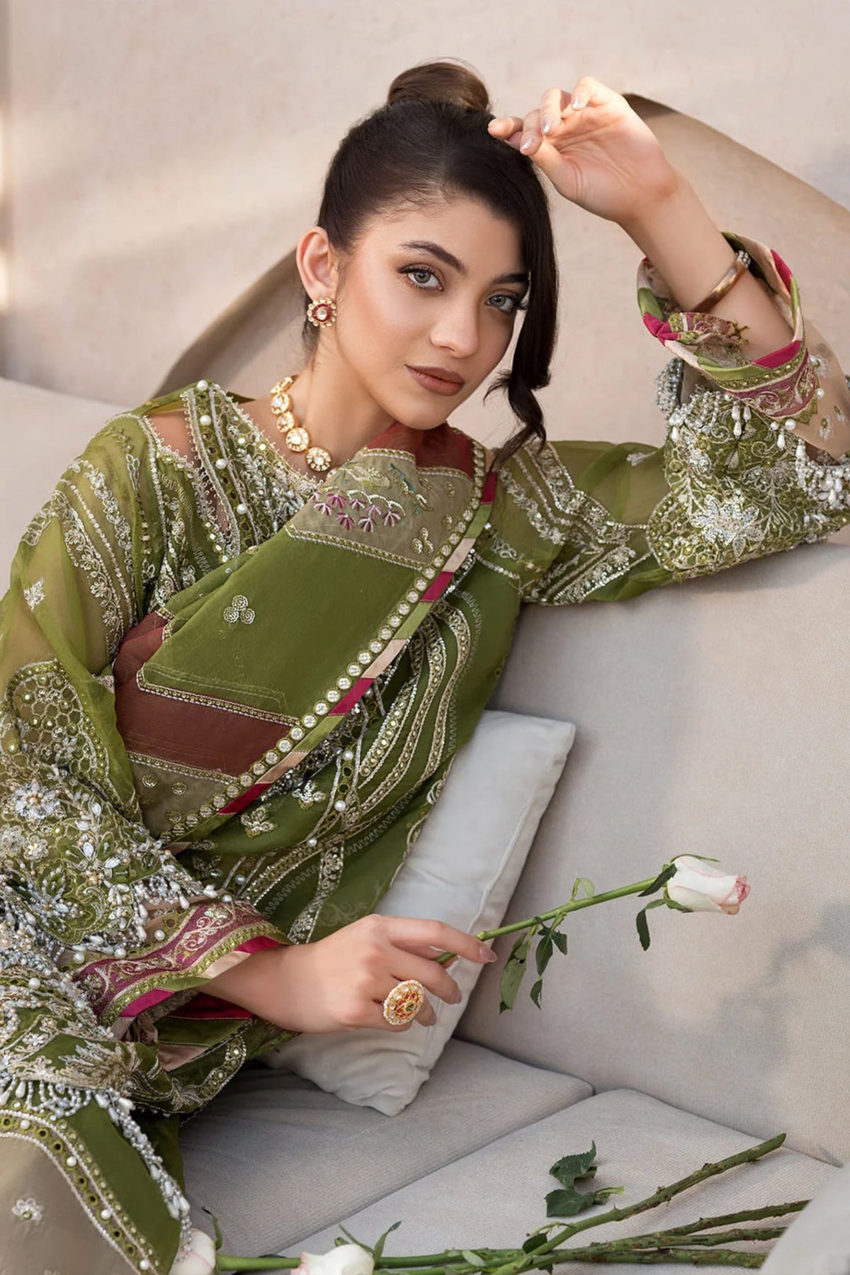 Pakistani Wedding Outfits For Ladies