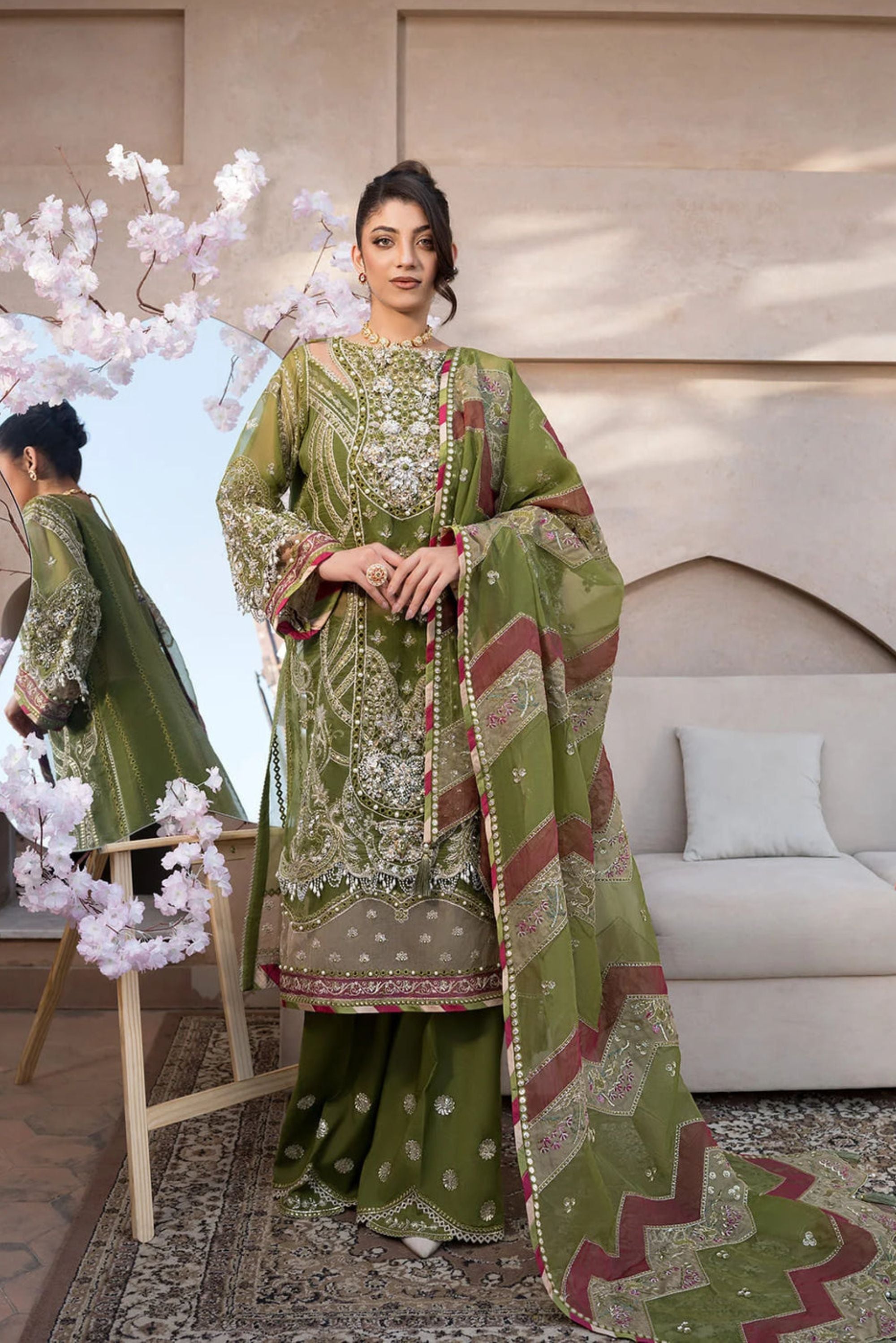 Pakistani Wedding Outfits For Ladies