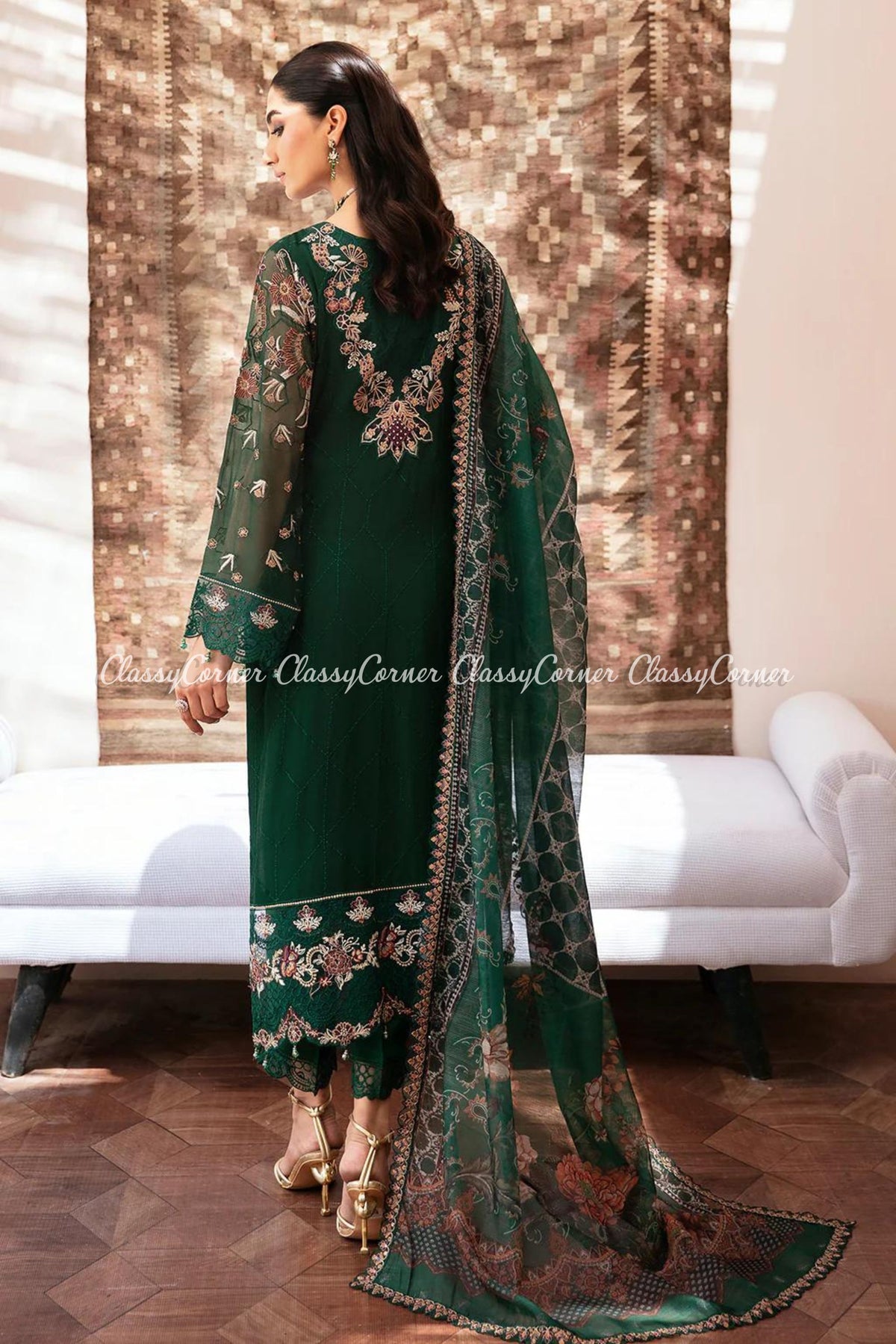 Pakistani wedding fashion for women in Sydney, Australia