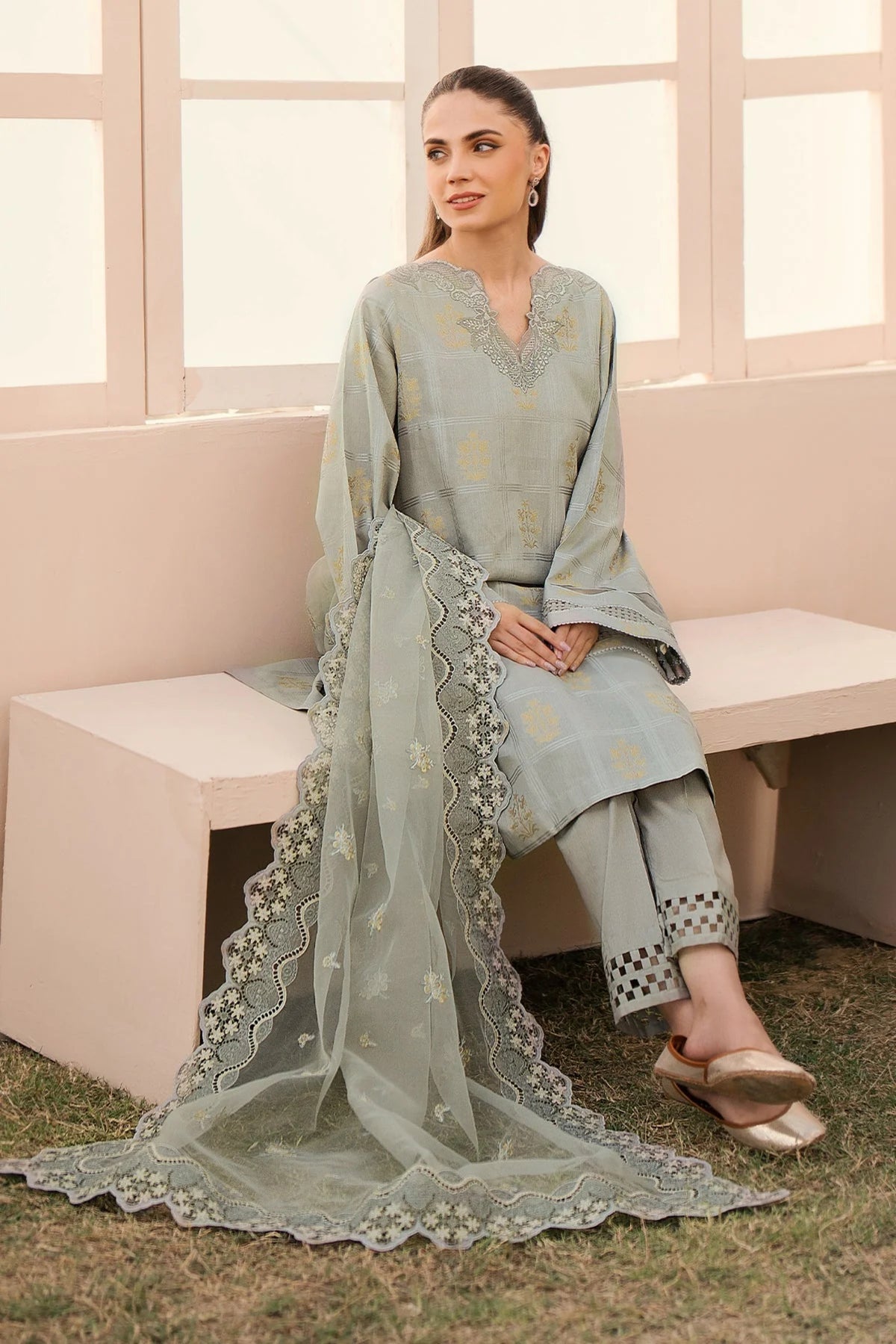 Latest Lawn Eid Suits 2024