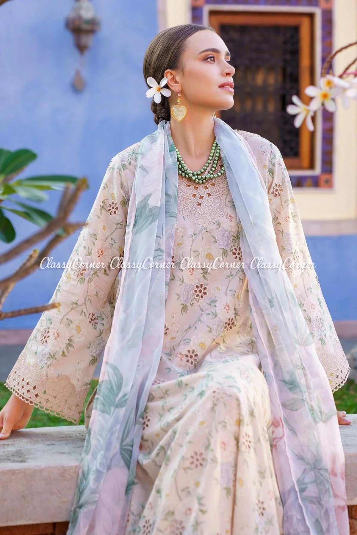 Grey Blue Printed Floral Lawn Salwar Kameez