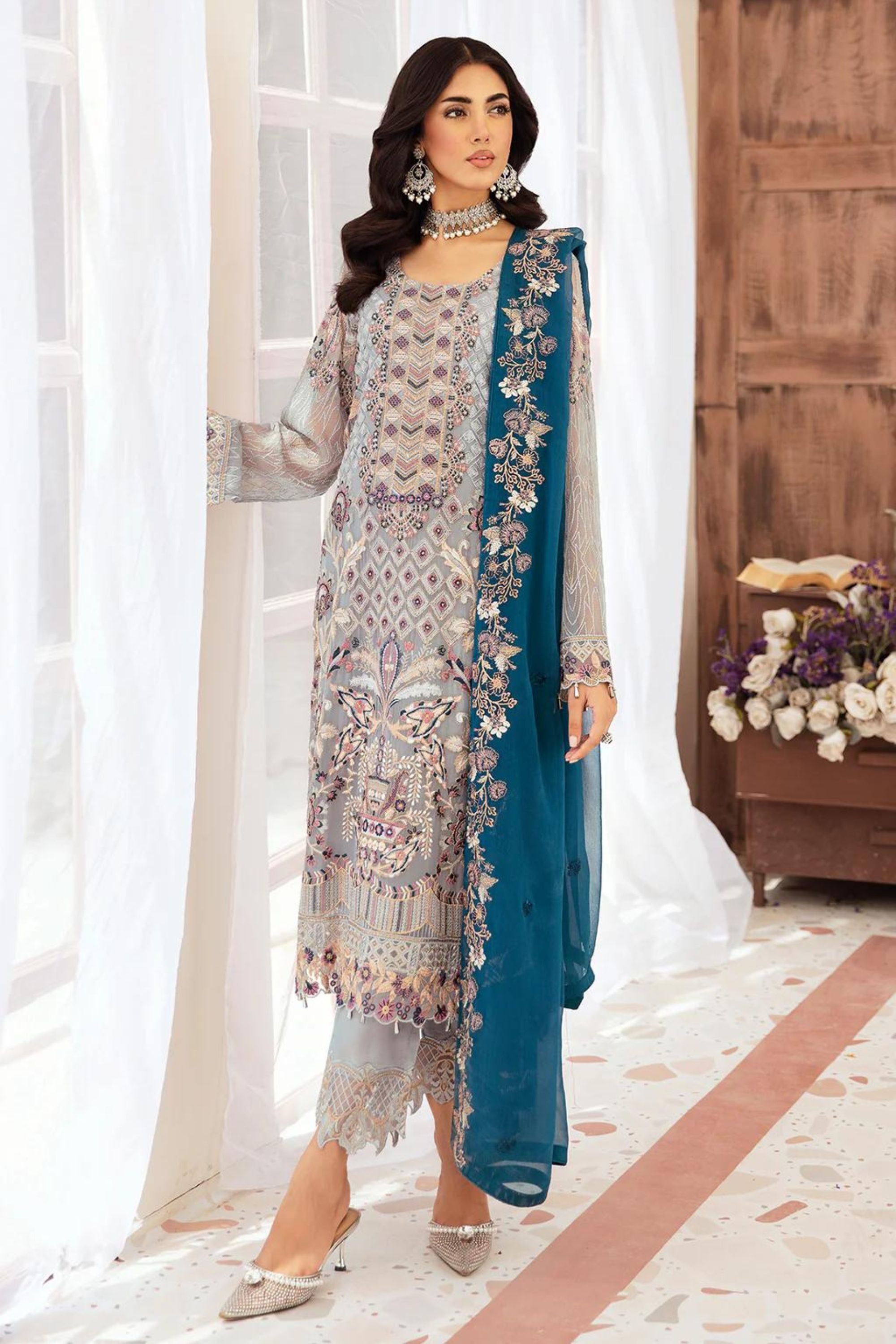 latest pakistani wedding outfits 2024