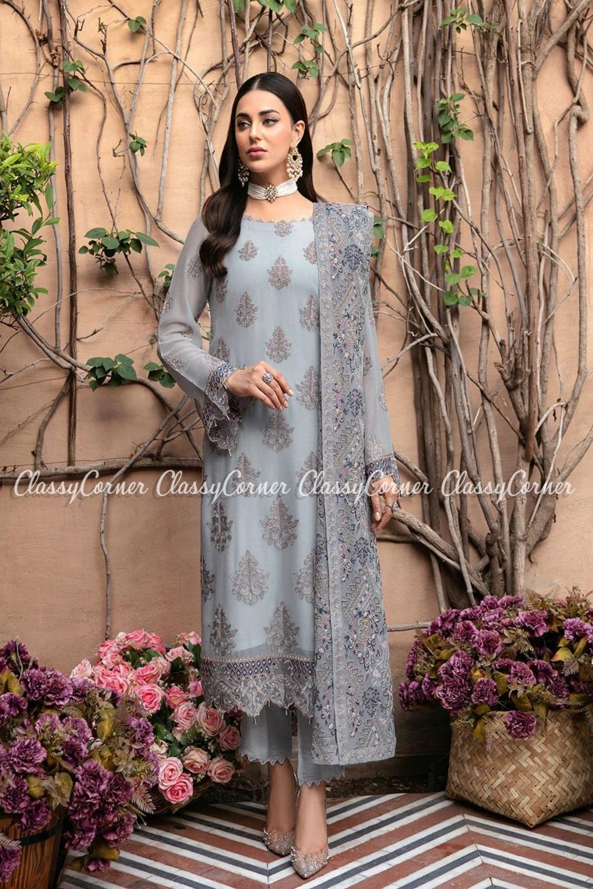 Pakistani Fancy Suits for Wedding