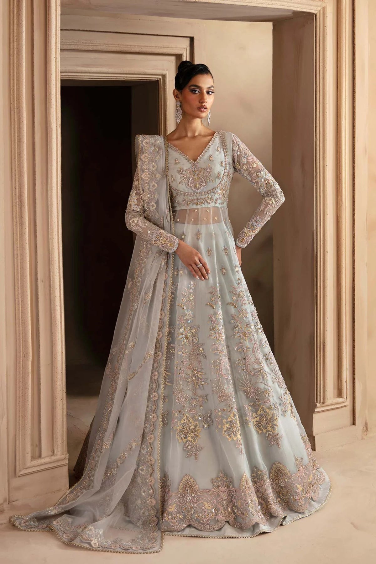 Wedding Outfits For Women Pakistani