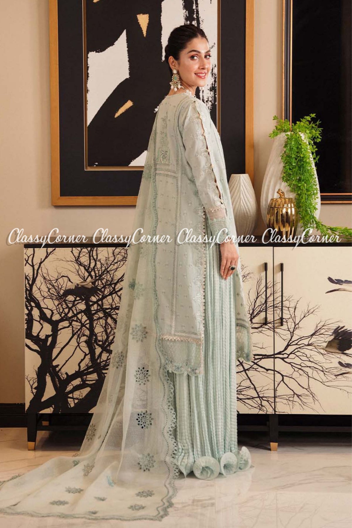 Grey Lawn Embroidered Pakistani Salwar kameez