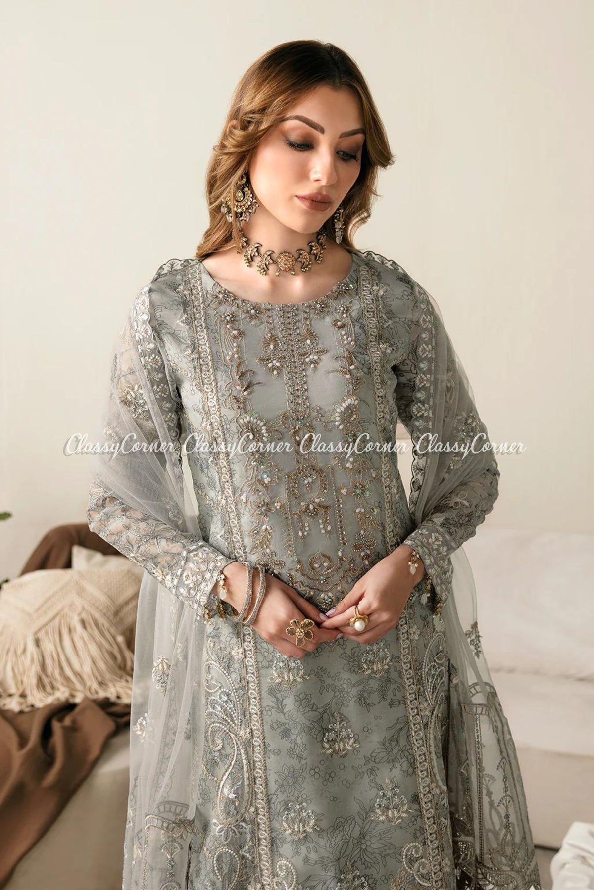 guest outfits to attend pakistani wedding