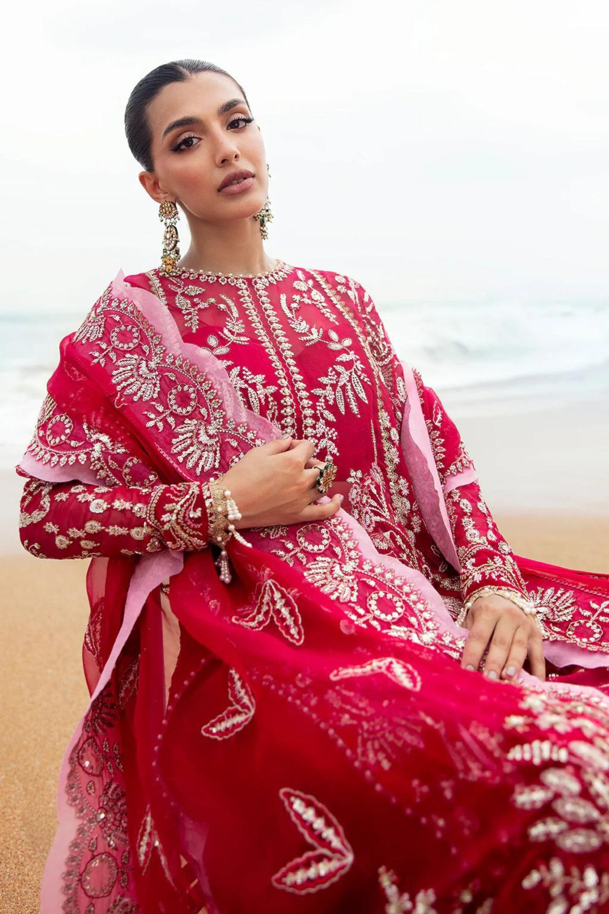 Traditional Pakistani Wedding Clothing 