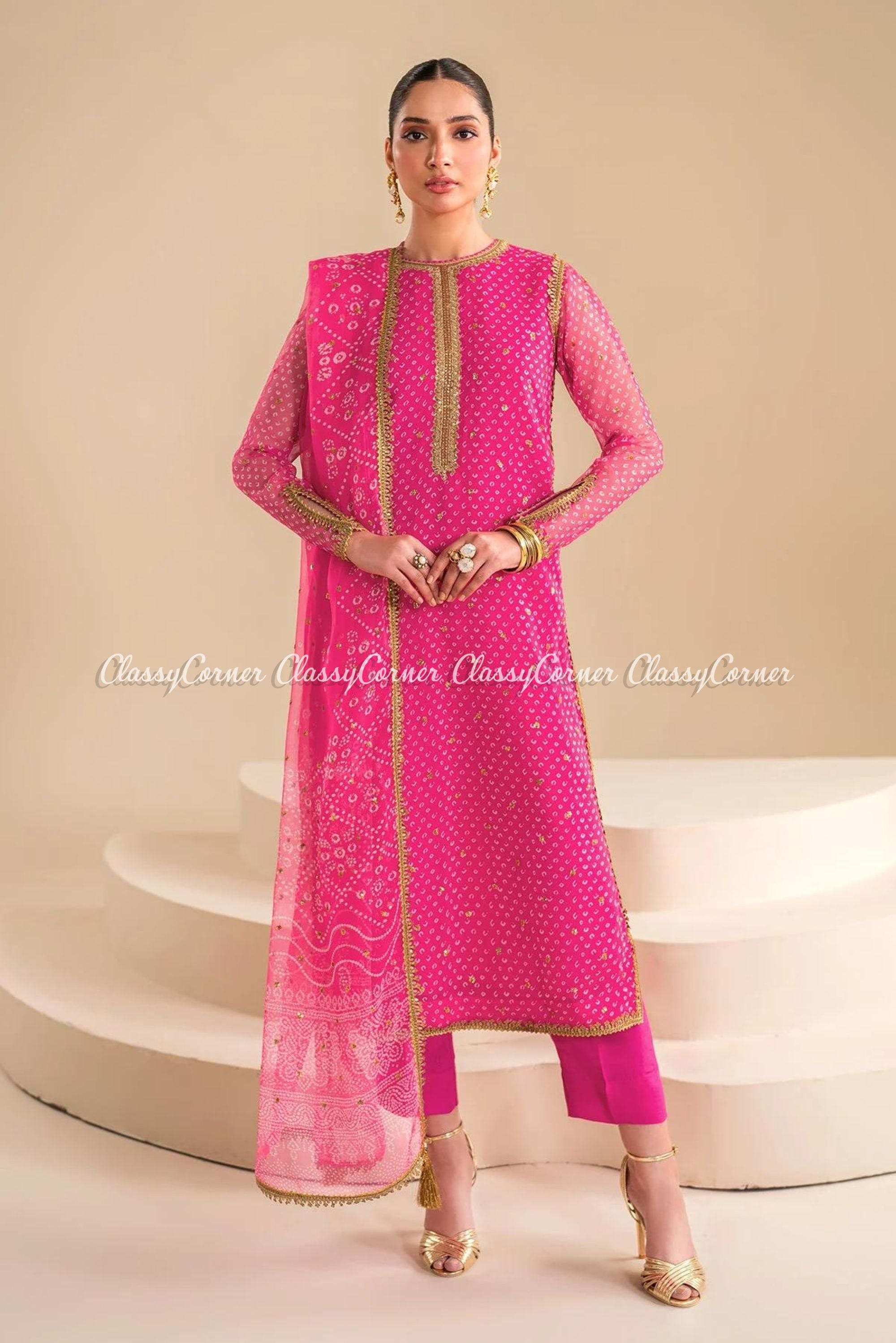 Pakistani Wedding Outfits For Women 