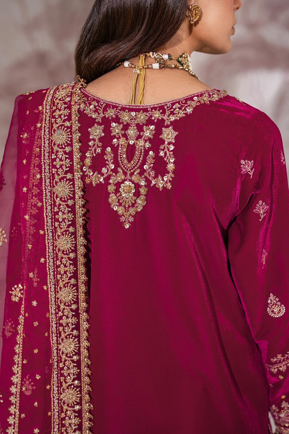 Pakistani Wedding Outfits For Ladies