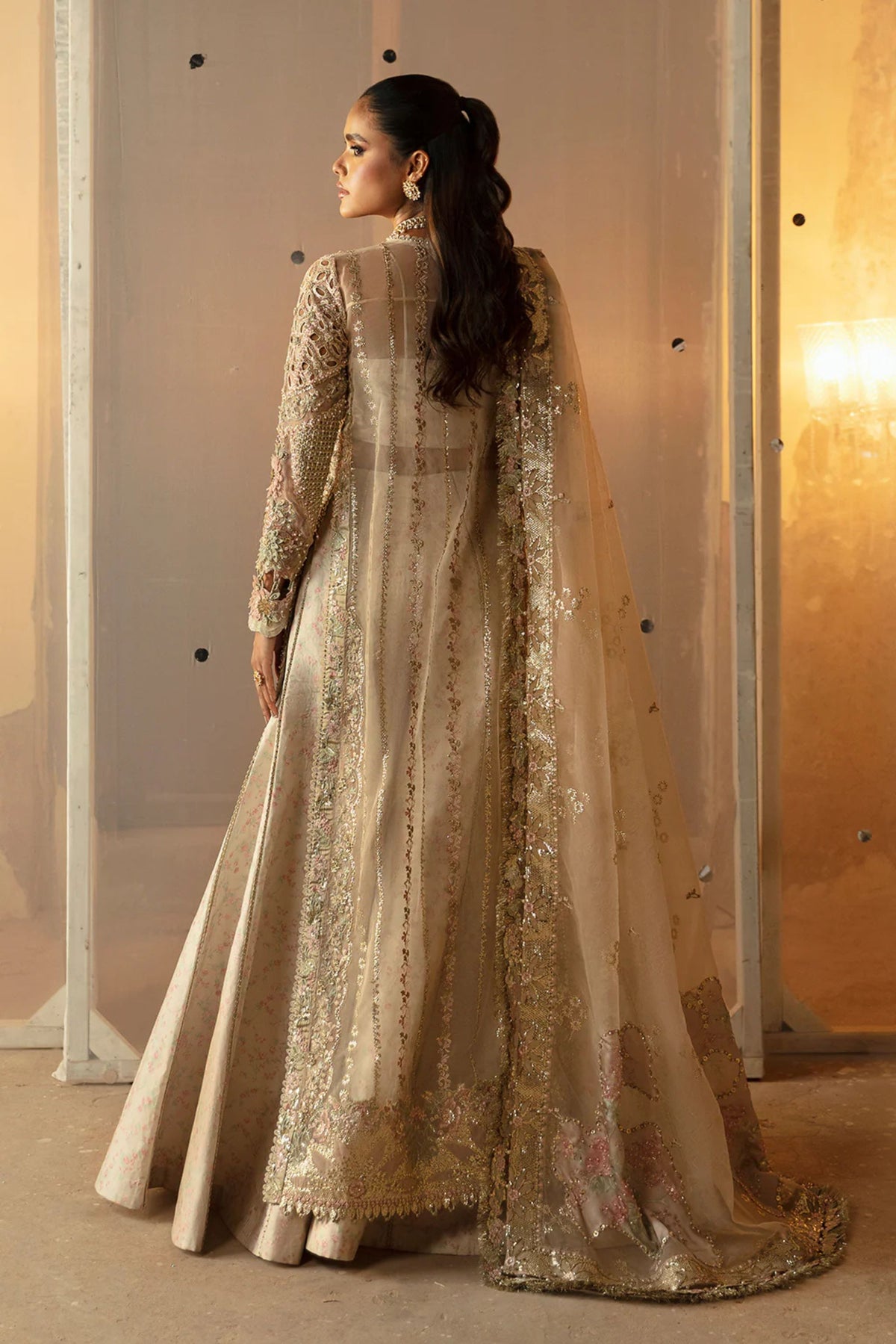 Best Pakistani Wedding Outfits In UK