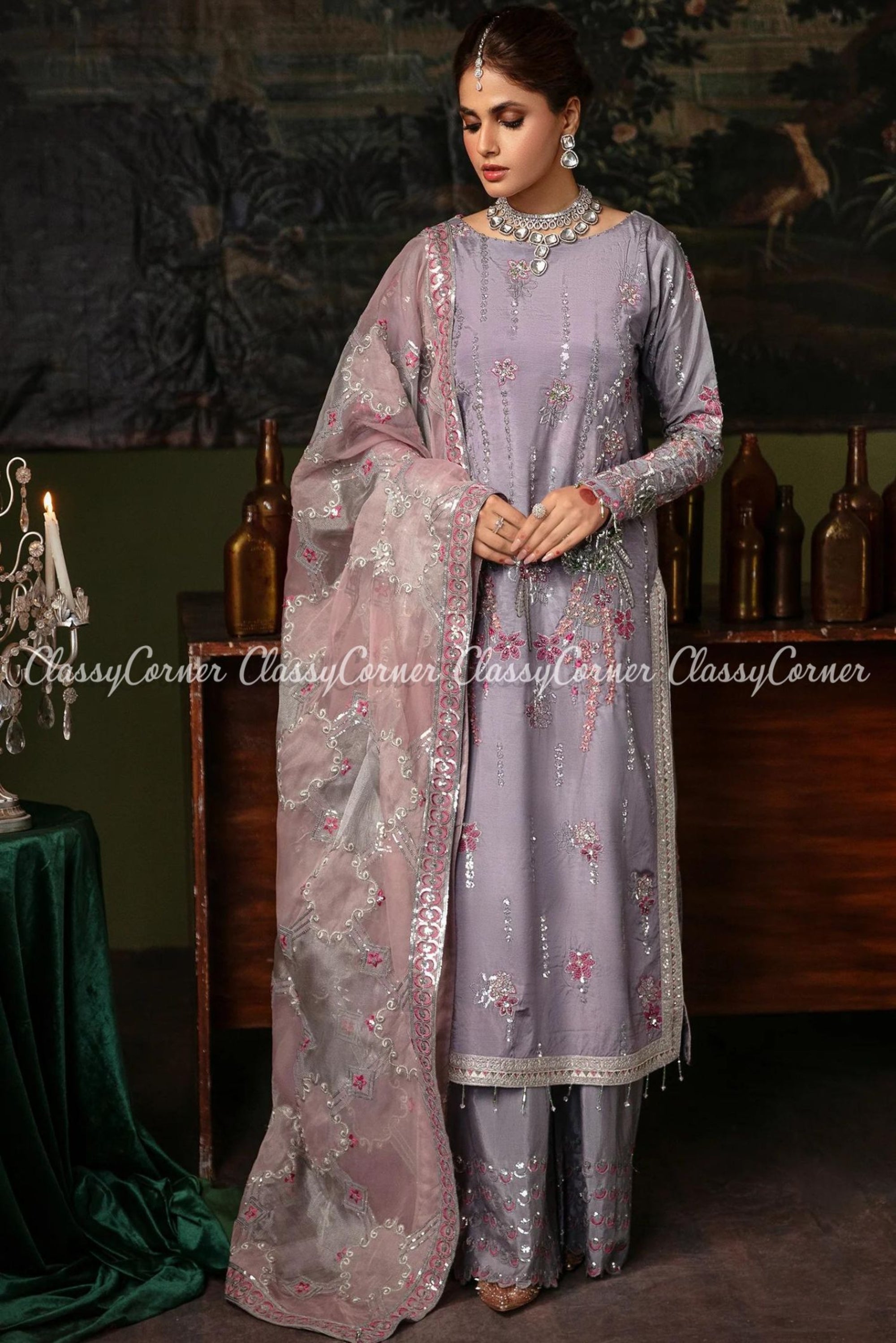 traditional pakistani wedding outfits