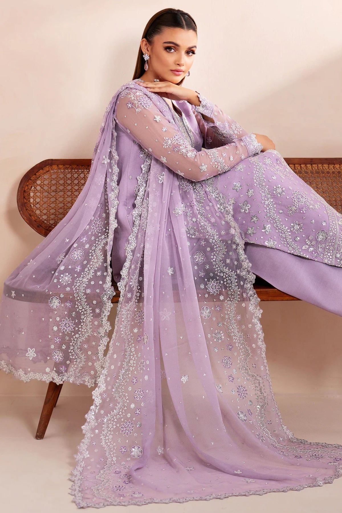 Pakistani Wedding Guest Outfits 