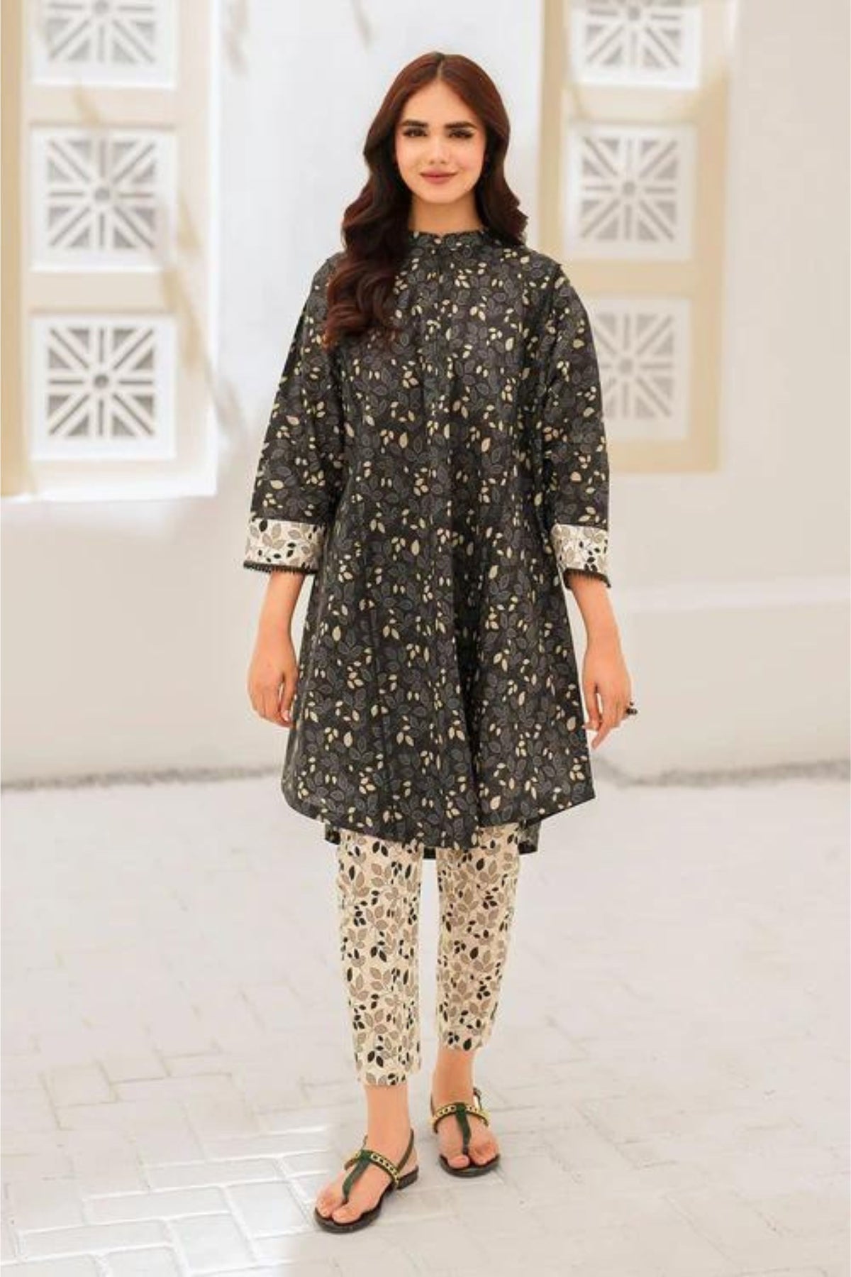 Pakistani Readymade Salwar Kameez 