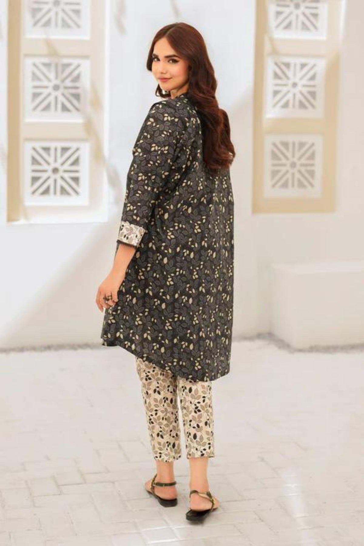 Pakistani Readymade Salwar Kameez 