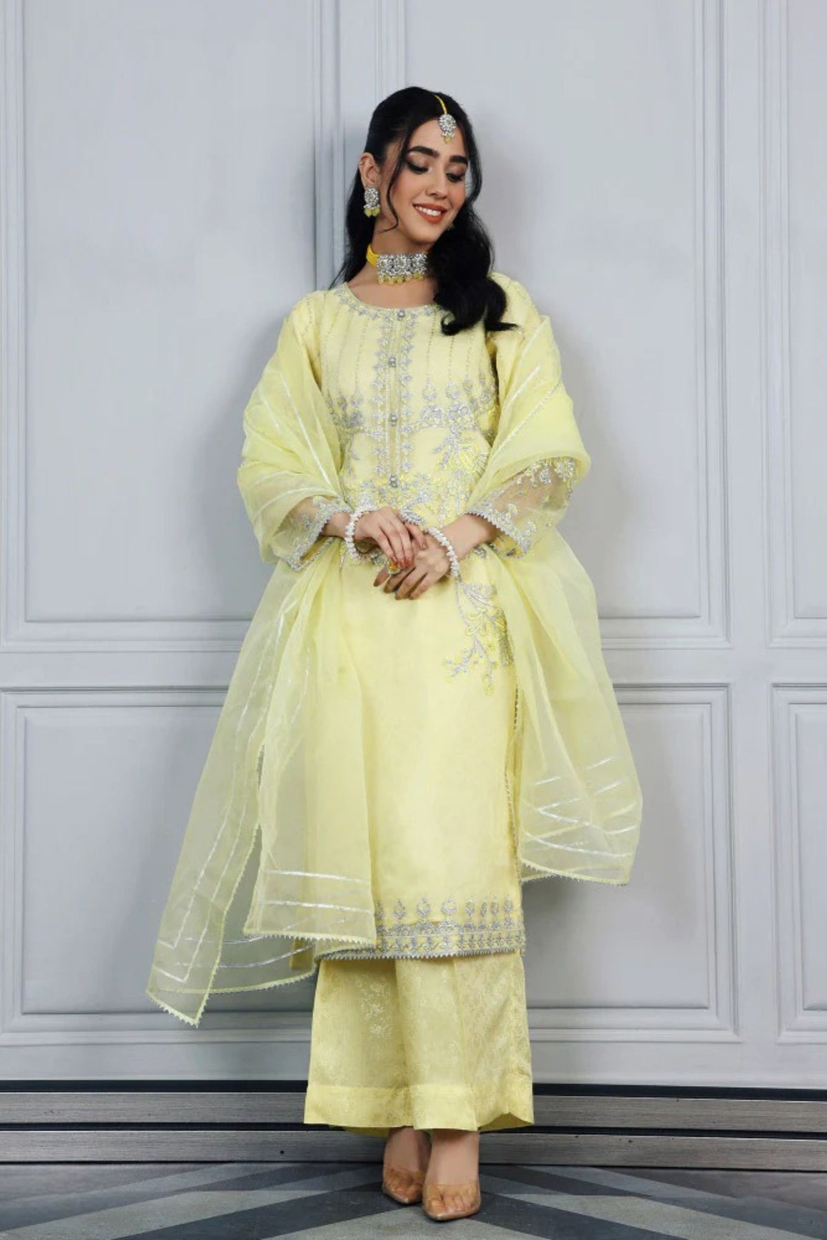 Pakistani Formal Suits For Women