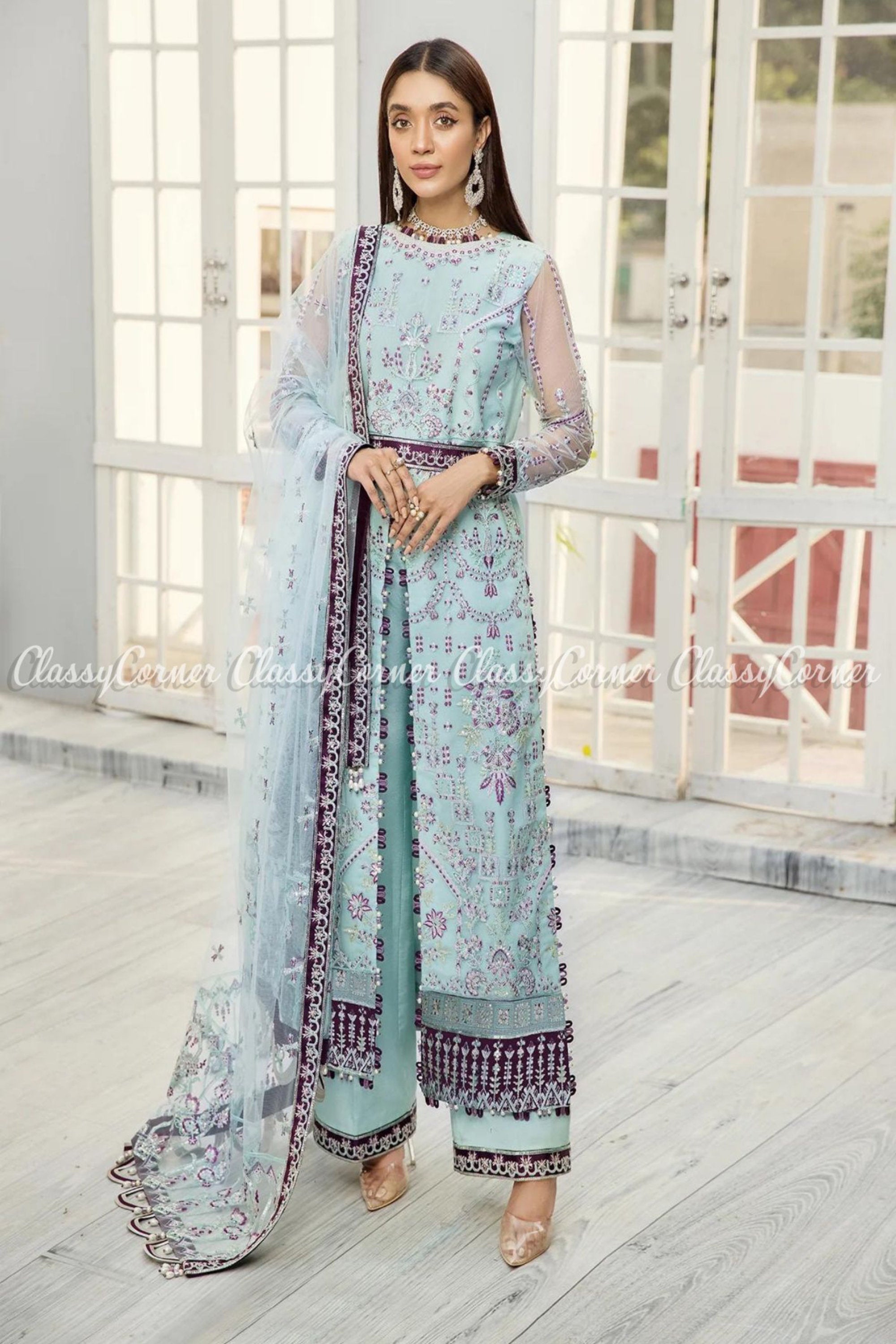 women's pakistani wedding outfits