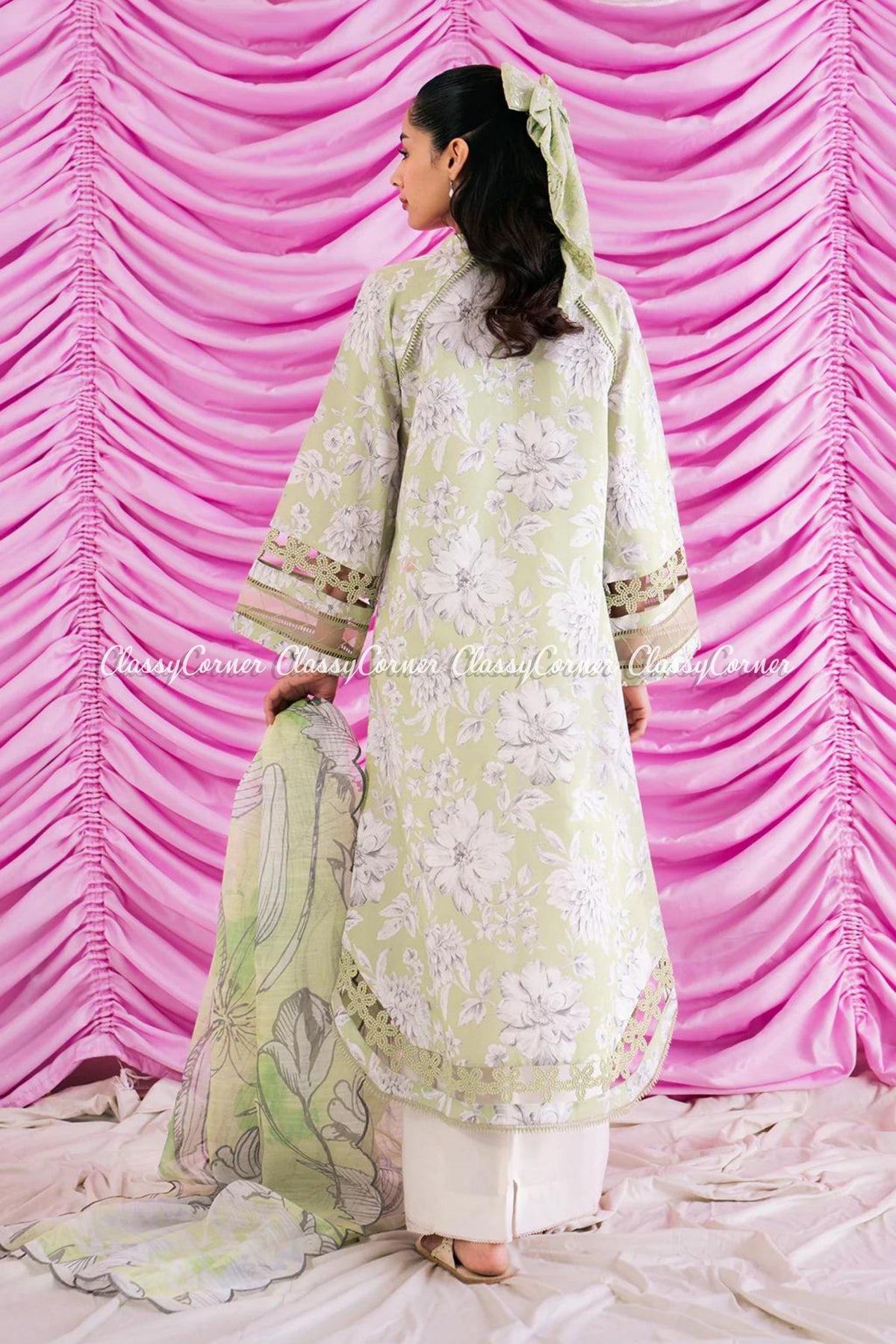 Pakistani Lawn Suits Online Australia