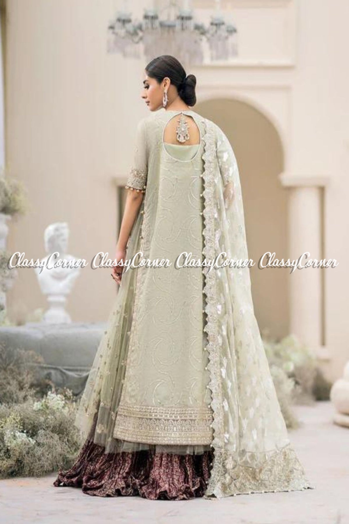 pakistani designer wedding outfits