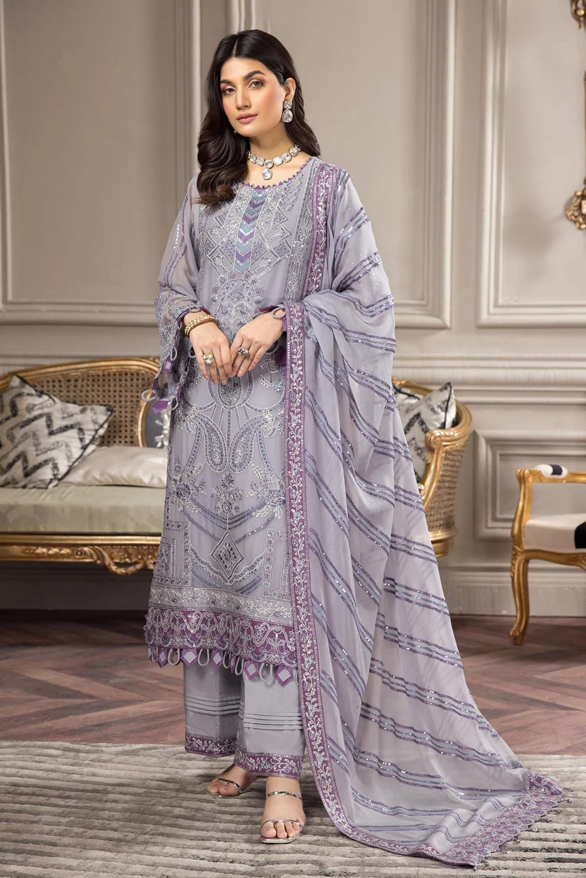 Pakistani Formal Wedding Suits For Women