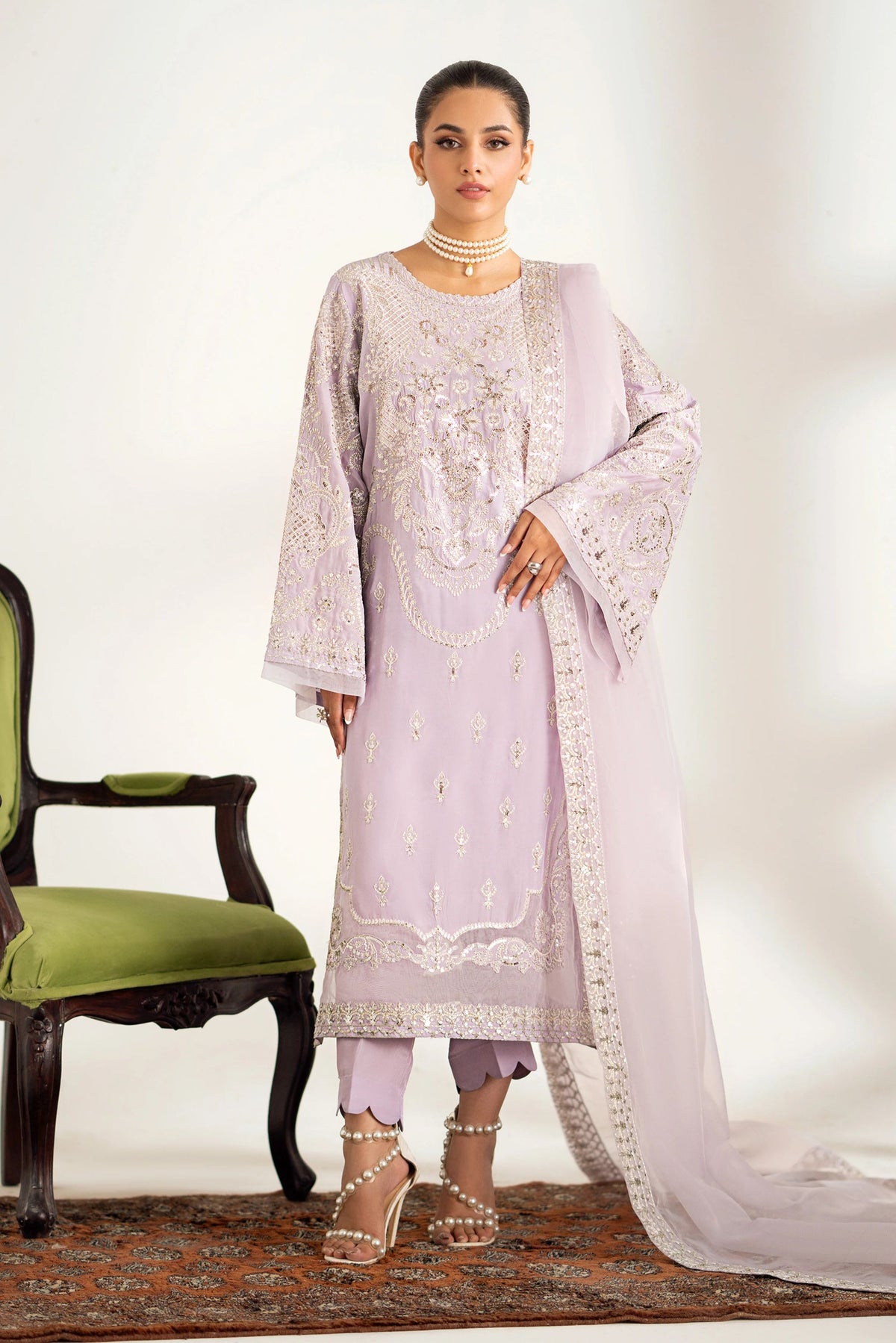 Party wear Suits For Pakistani Wedding Function