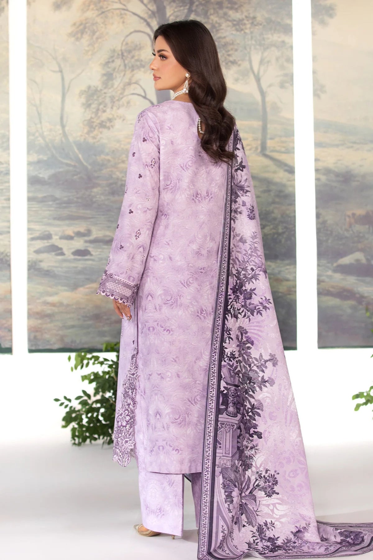 Formal Wear Salwar Kameez For Ladies