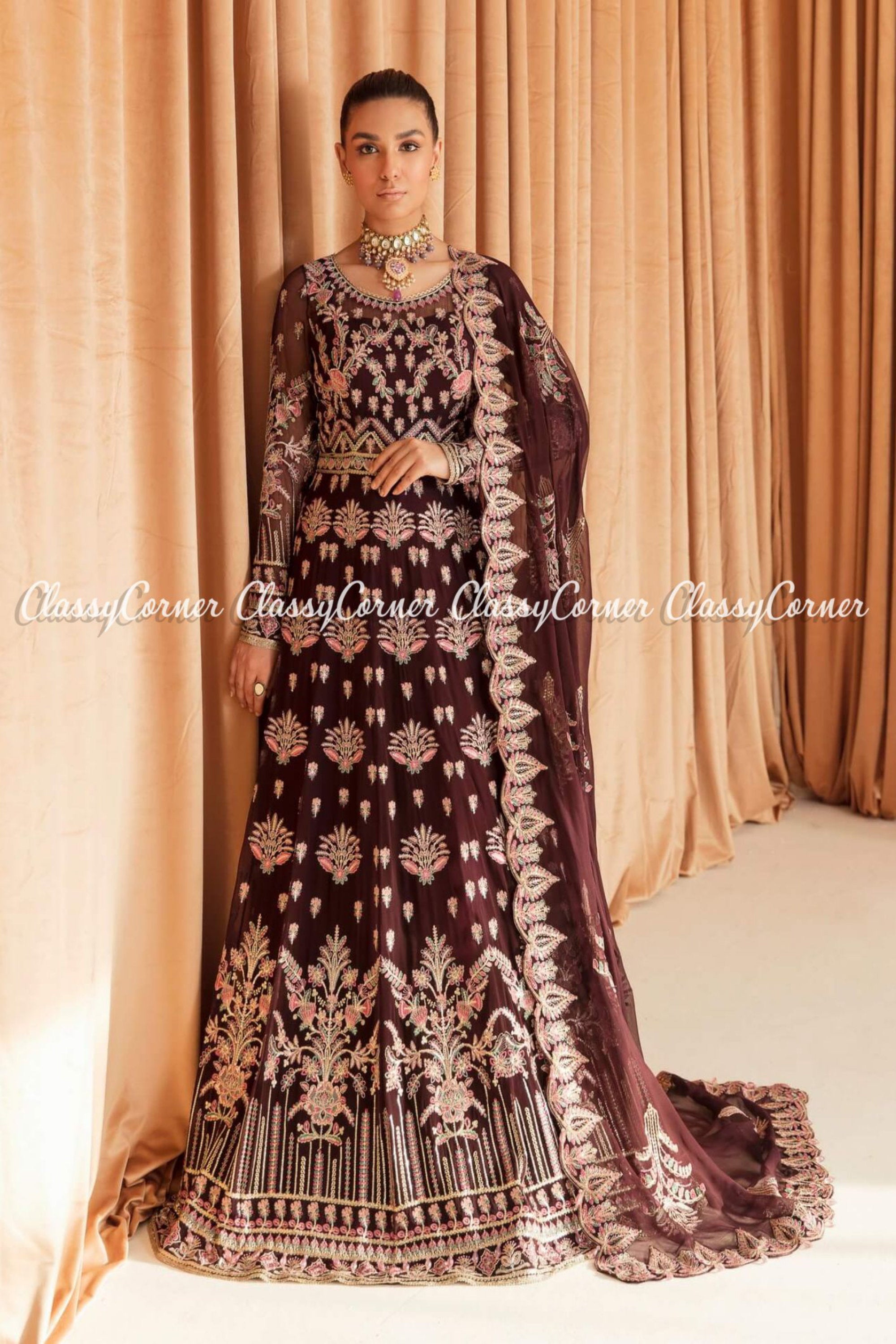 pakistani wedding guest outfits 2023