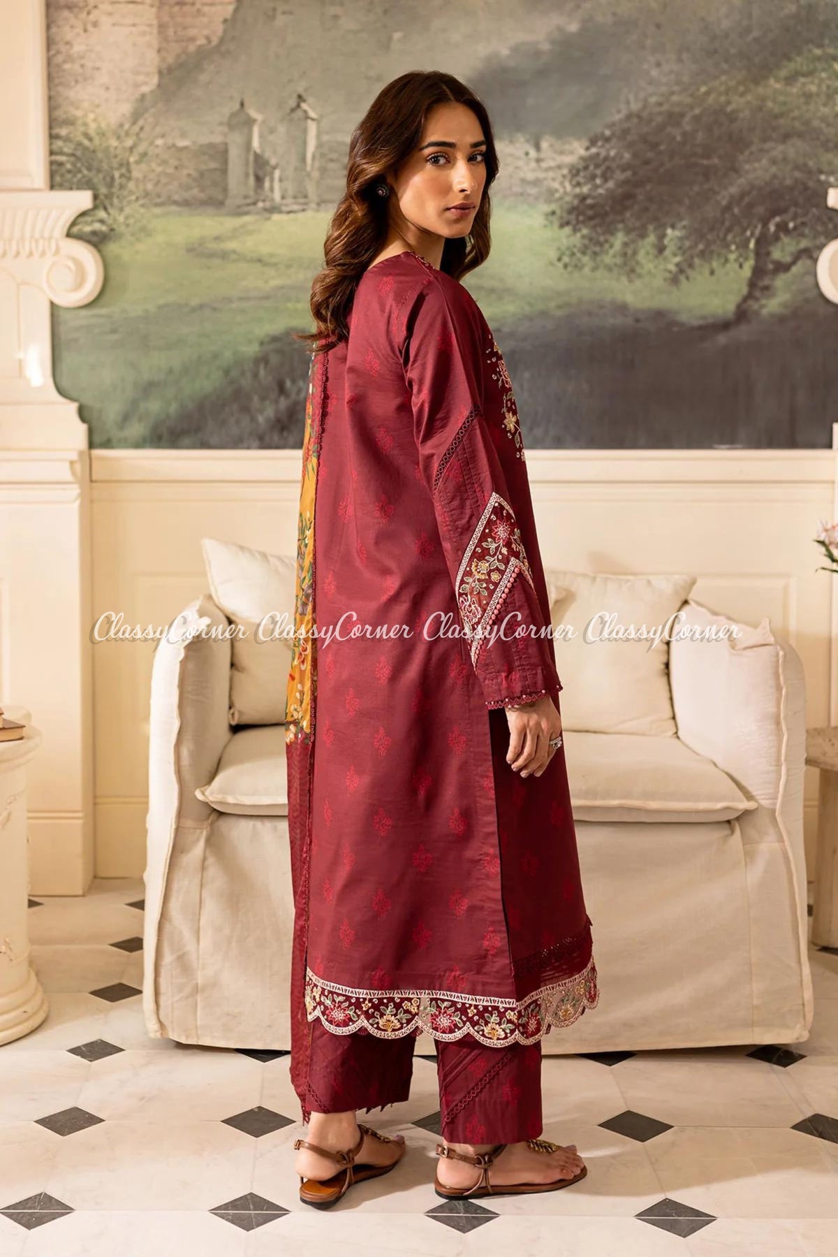 places to buy women&#39;s pakistani lawn outfits