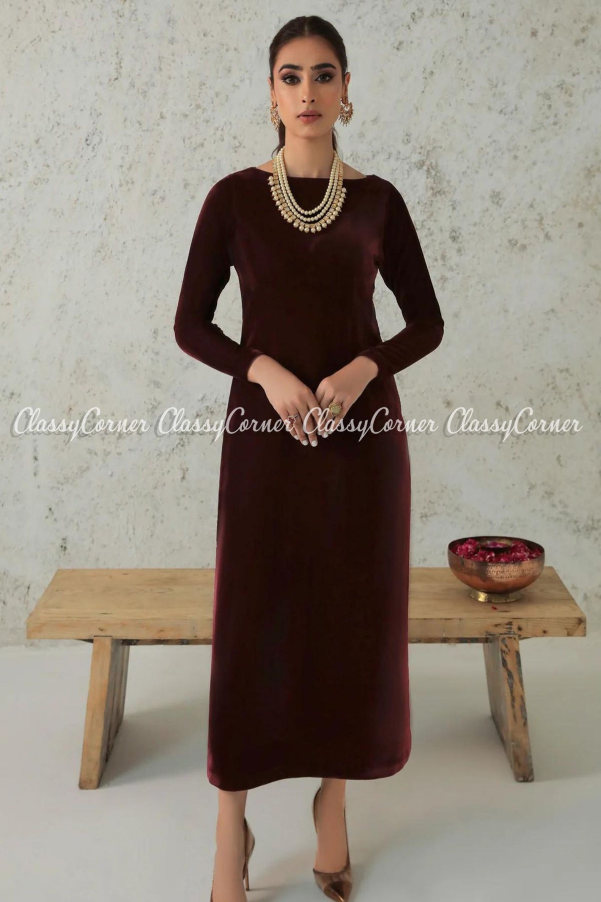 Maroon Velvet Pakistani Salwar Kameez Outfit