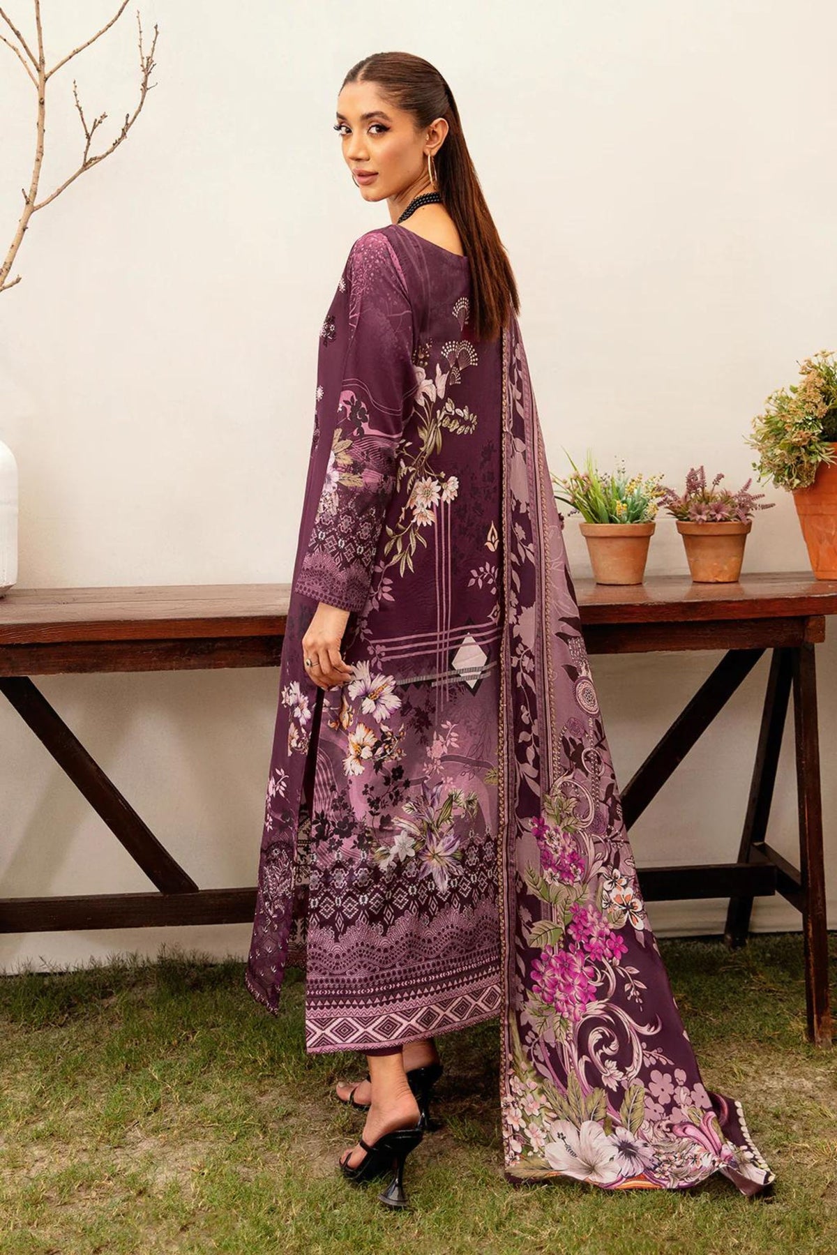 Simple Formal Party Wear Dresses Pakistani