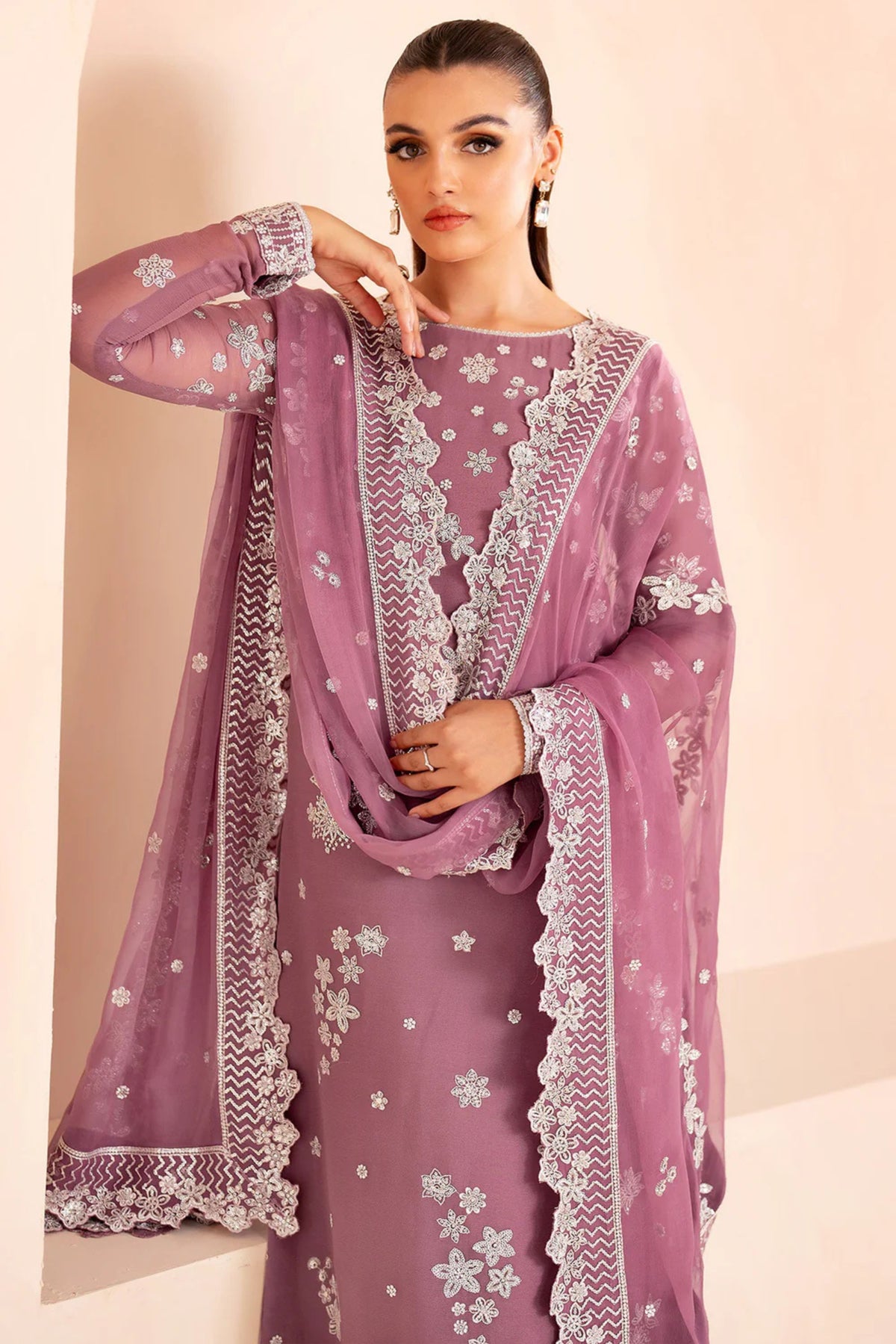 Pakistani Wedding Fashion For Women