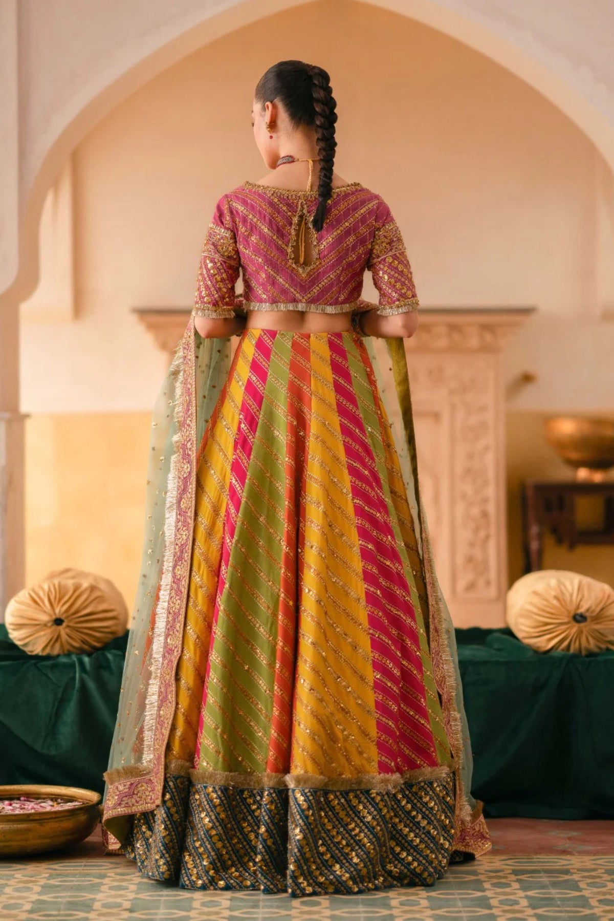 Mehndi Wear Bridal Dresses Online