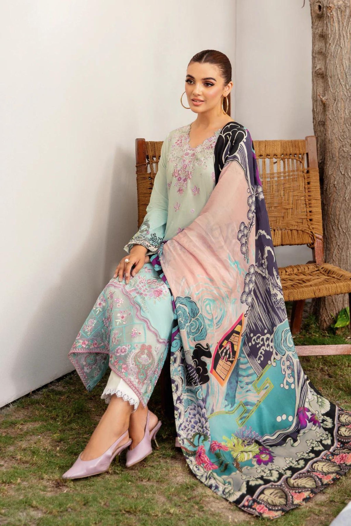 Pakistani shade dresses for ladies