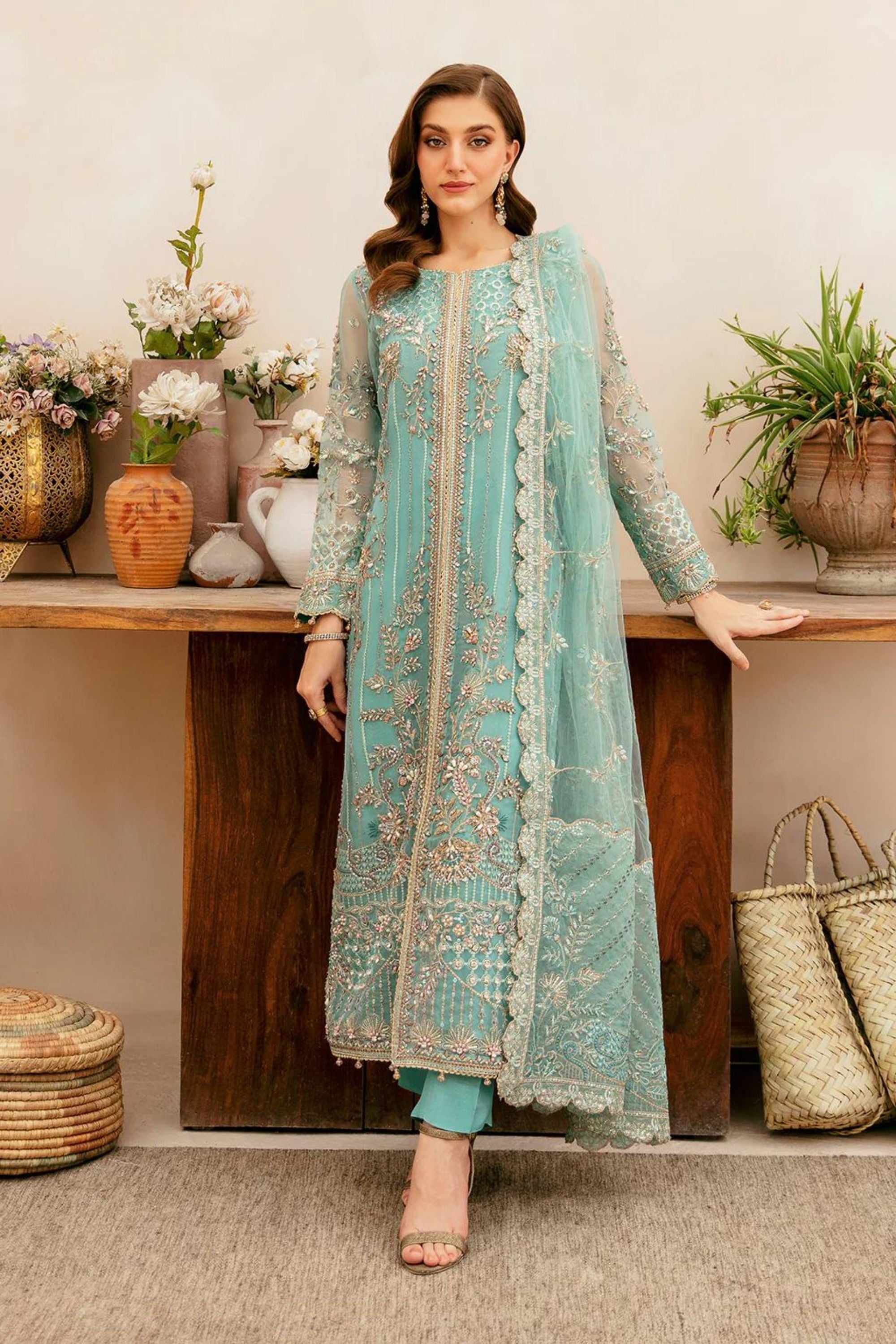 Pakistani Wedding Outfits For Ladies UK