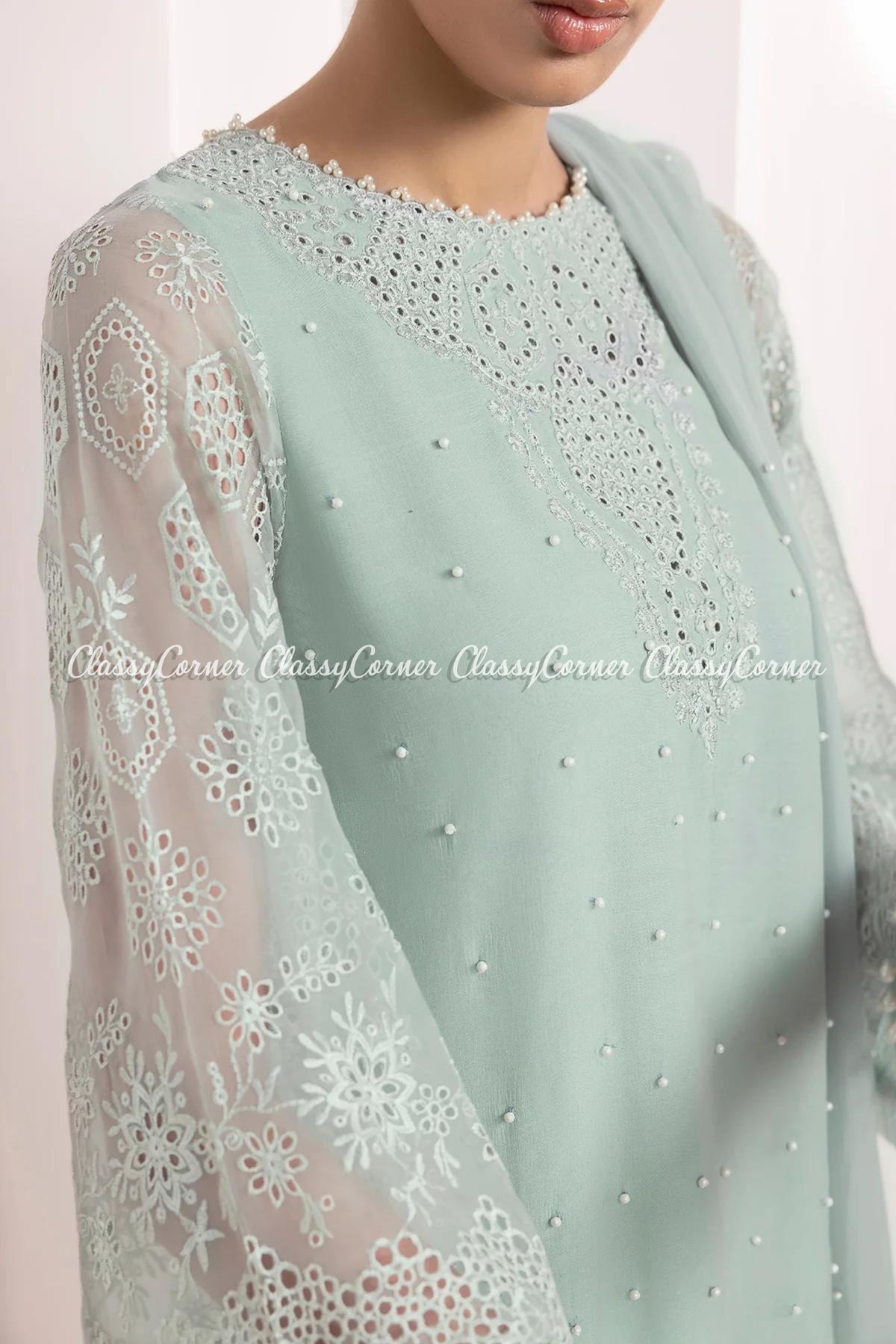 pakistani suit for wedding