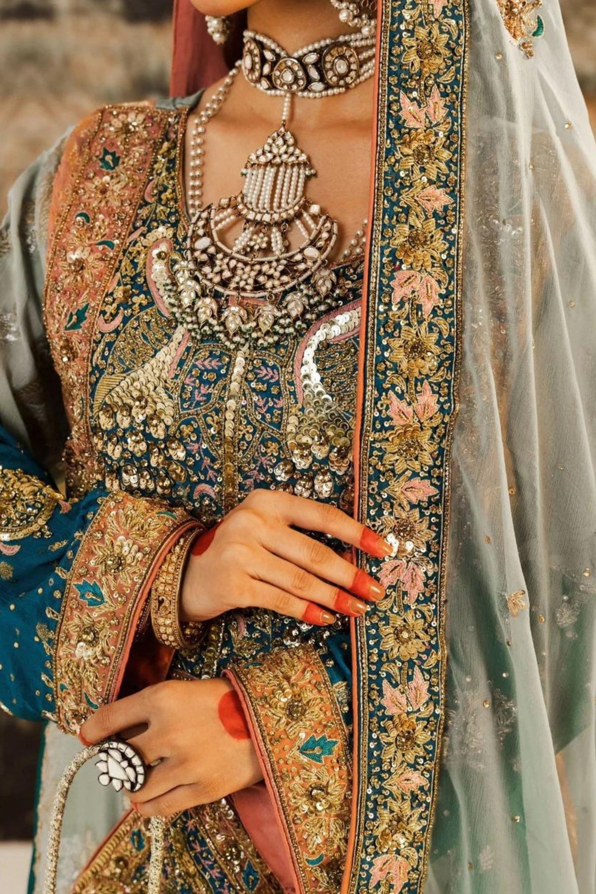 Pakistani Wedding Outfits For Guests