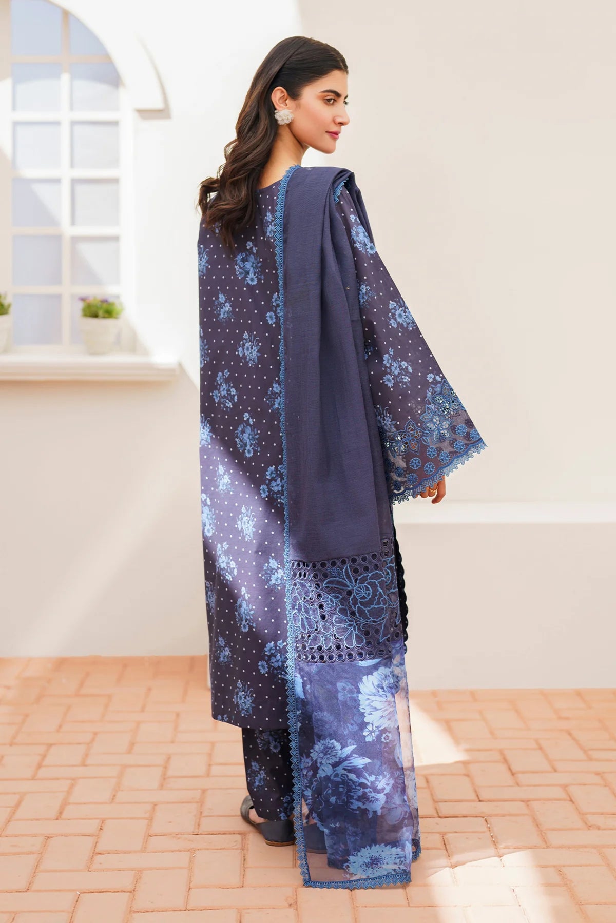 Pakistani Formal Salwar Kameez In Sydney