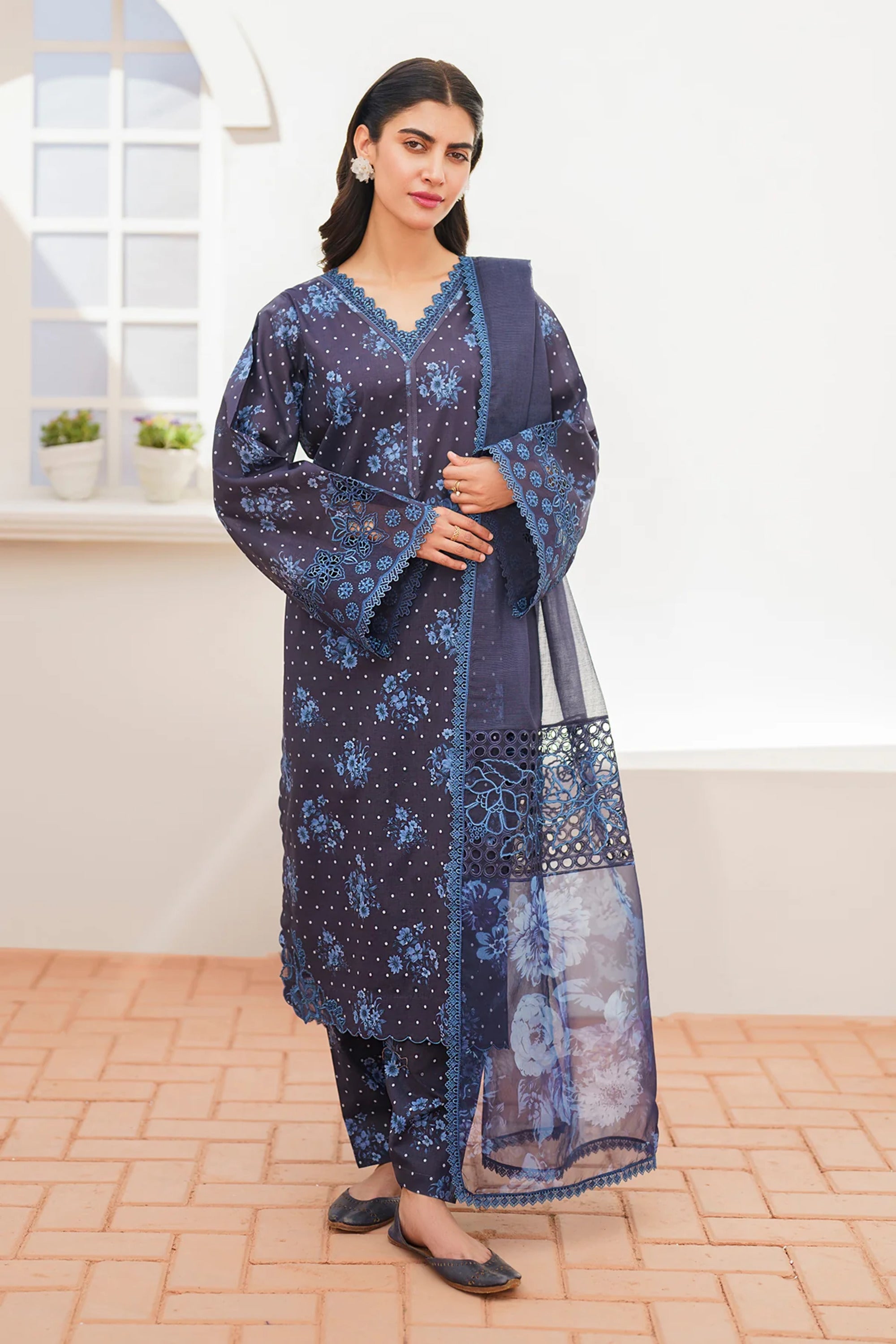 Pakistani Formal Salwar Kameez In Sydney