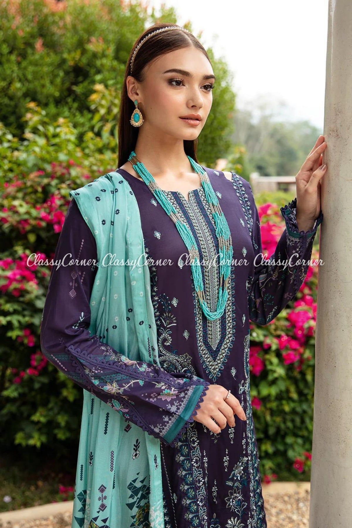 Navy Blue Embroidered Lawn Salwar Kameez