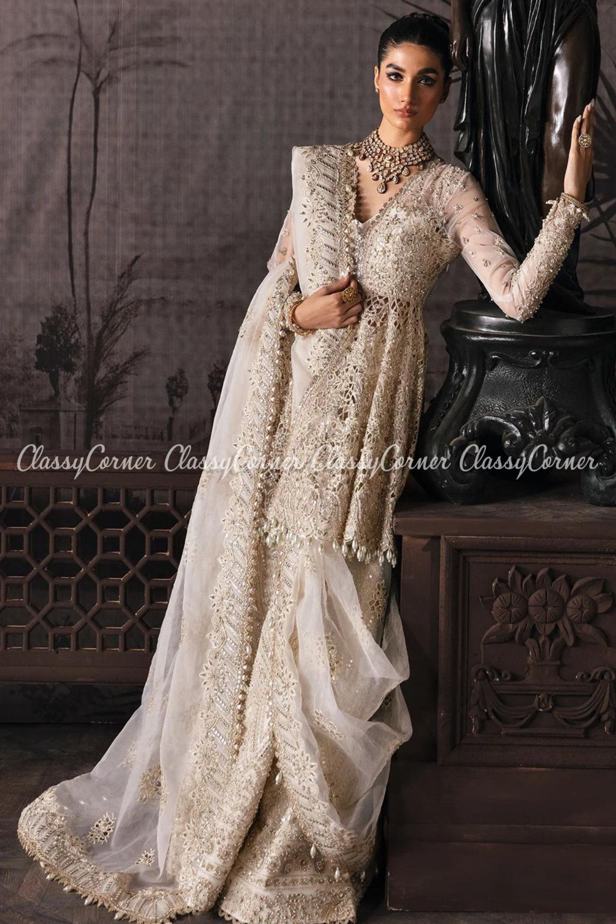 latest pakistani wedding outfits