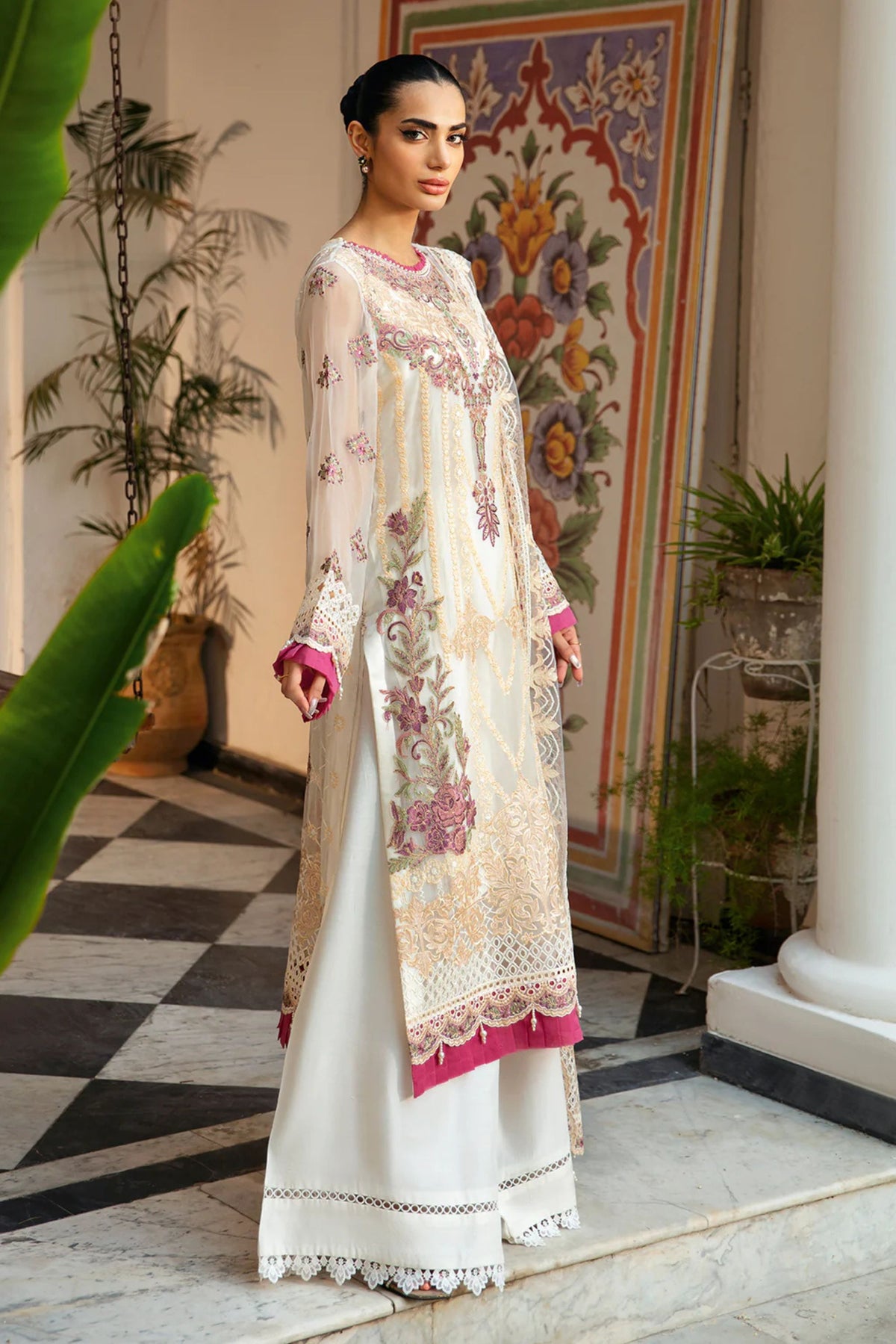 Women&#39;s Formal Wears For Pakistani Wedding