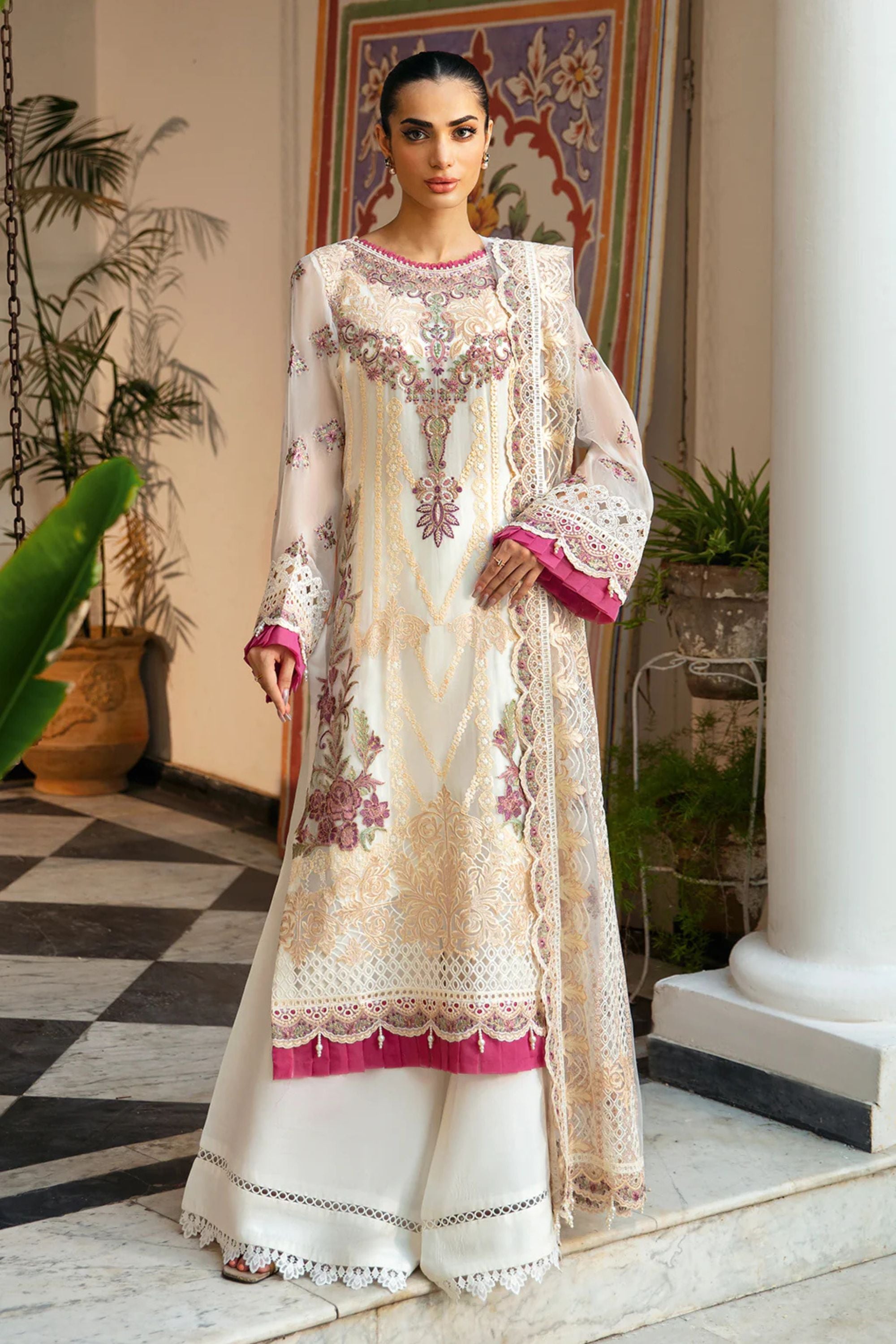 Women's Formal Wears For Pakistani Wedding