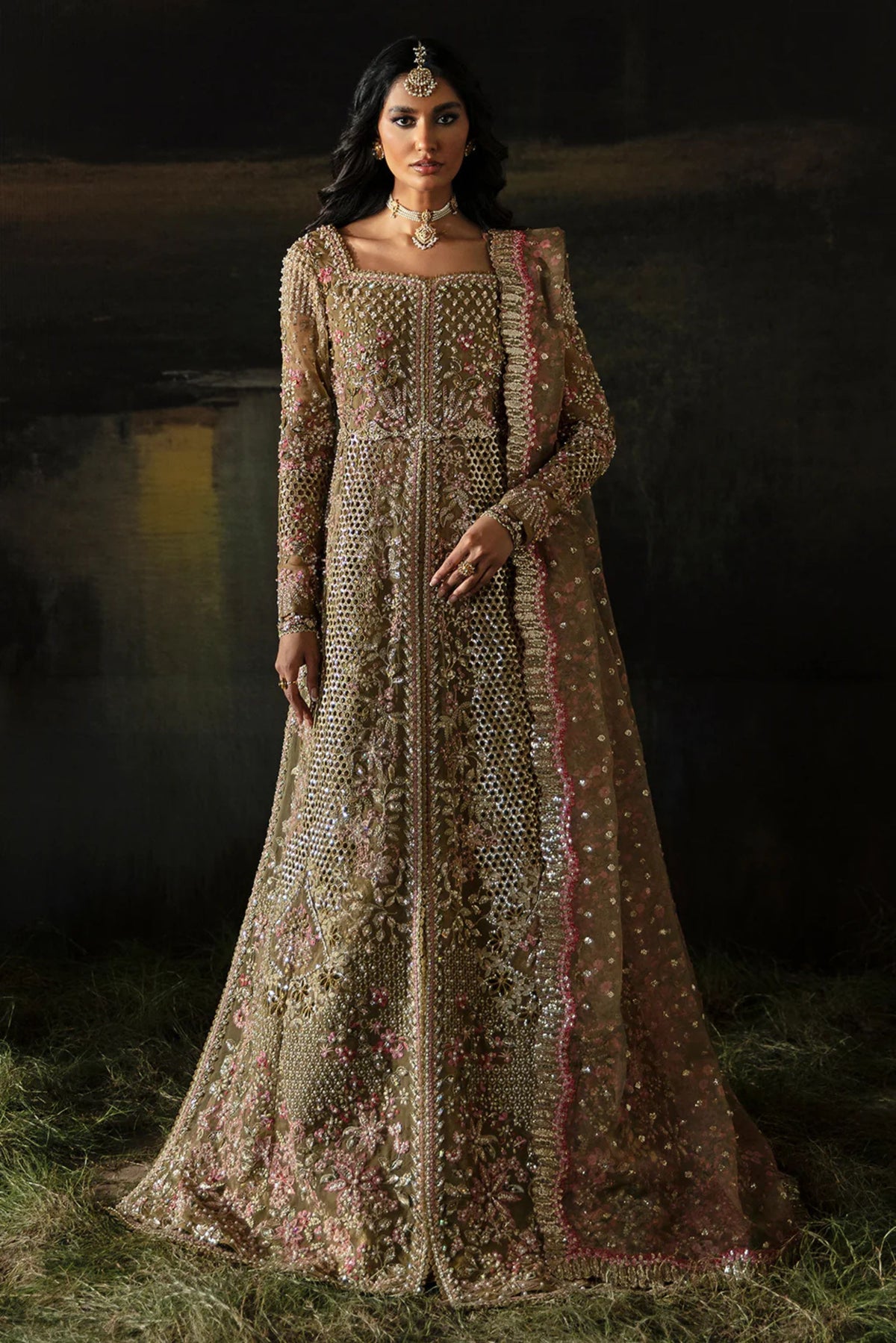 Pakistani Suits Wedding Party Outfits